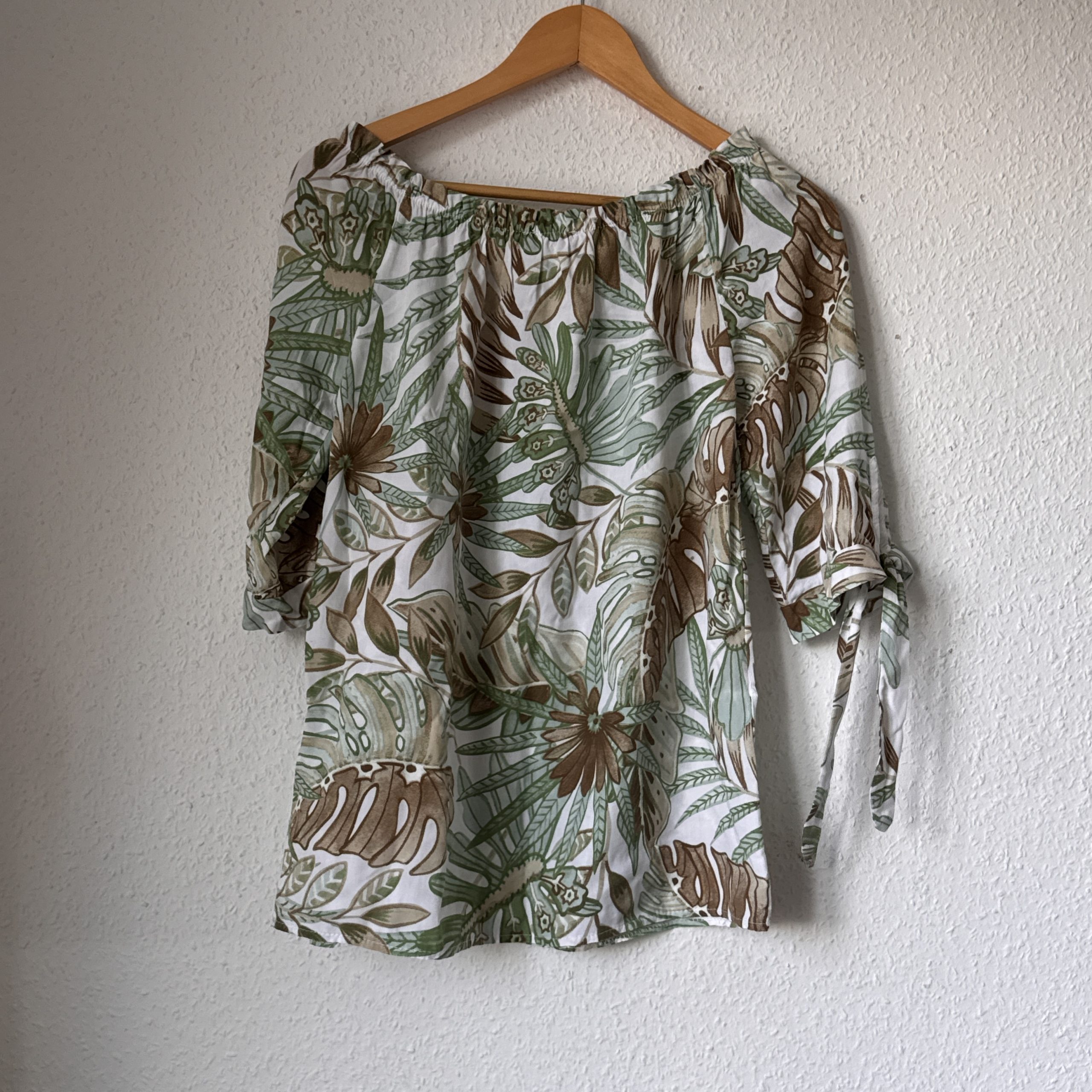 Haily's Green & Brown Leaf Print Blouse XS 2592 image 6