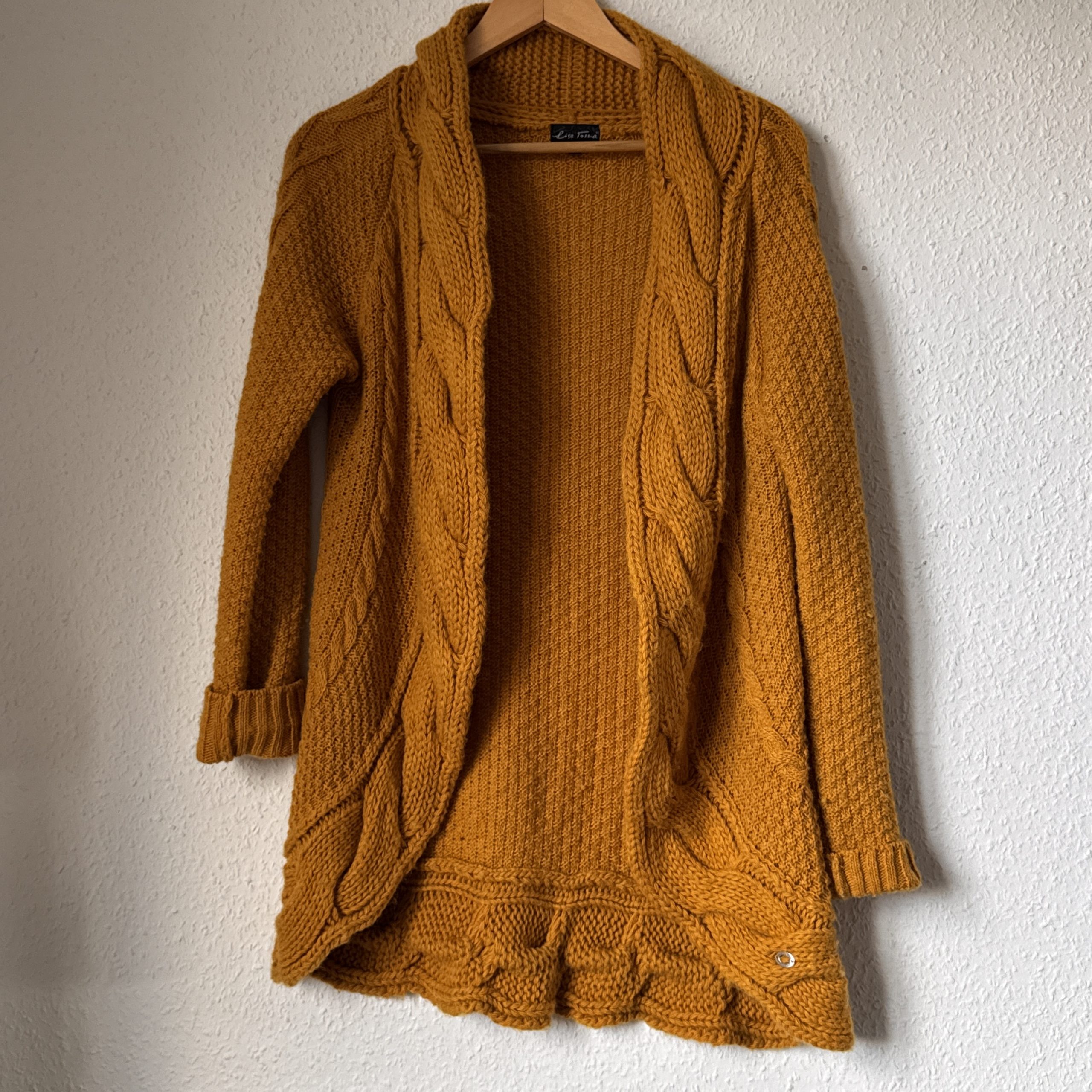 Lisa Tosca Mustard Cable Knit Cardigan Medium 2594