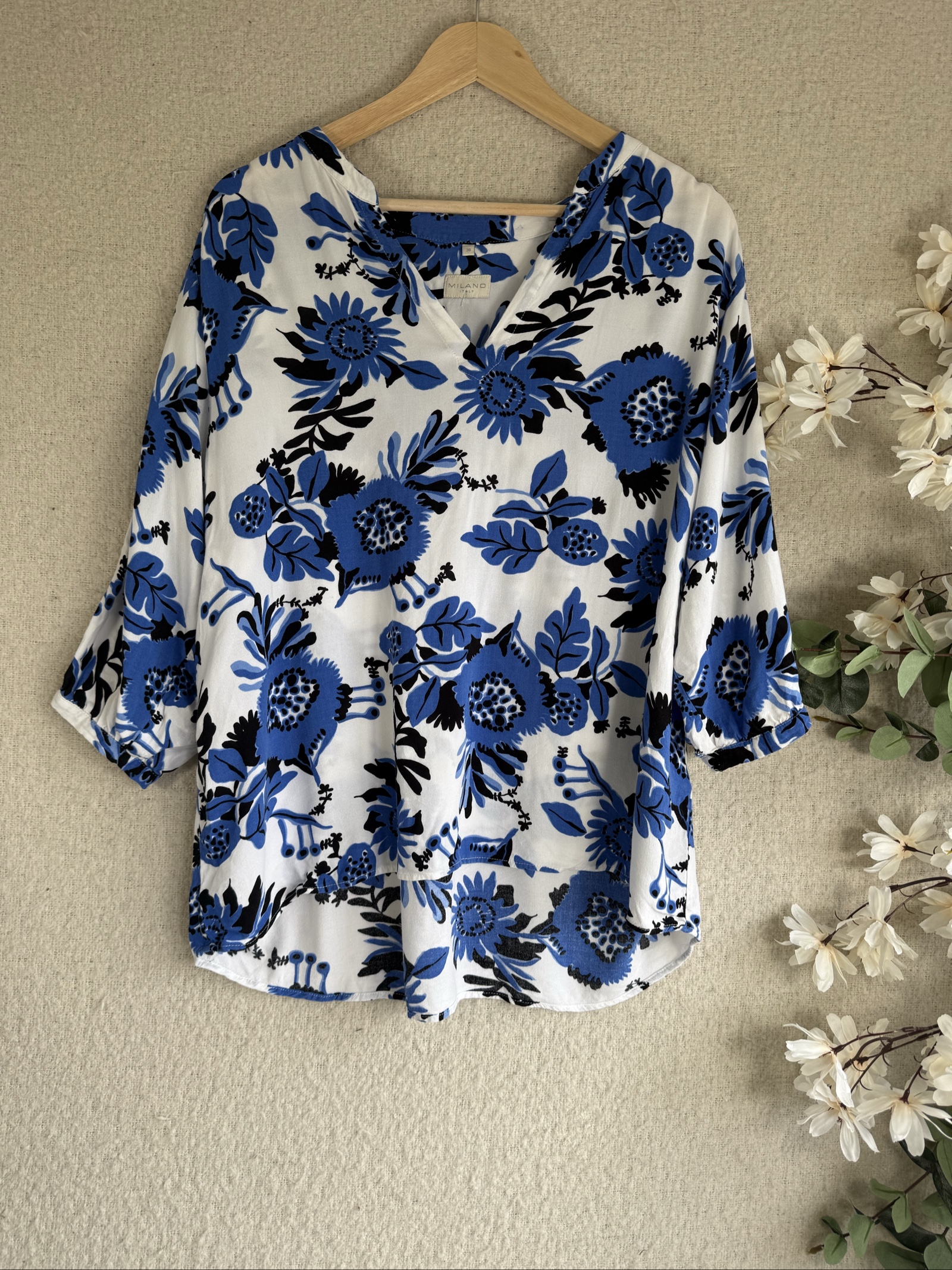 Milano Blue Black & White Floral Viscose Blouse Size 38 Elegant Casual Top