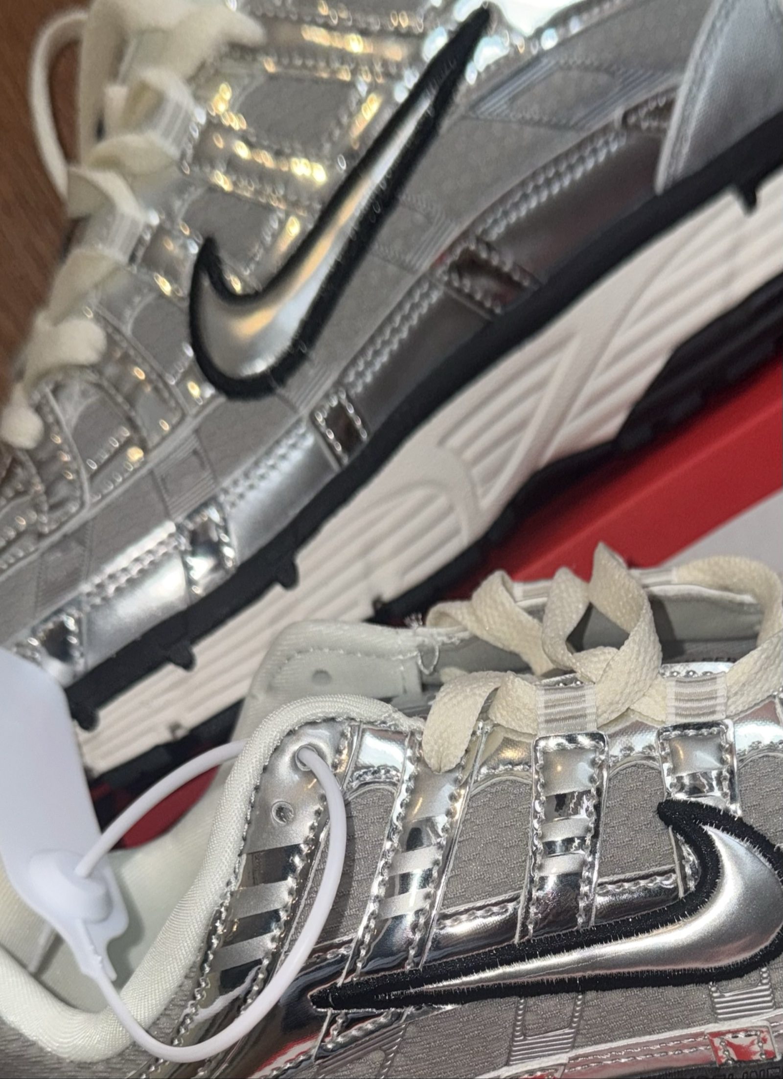 Nike p6000 metallic silver UK 9 image 3