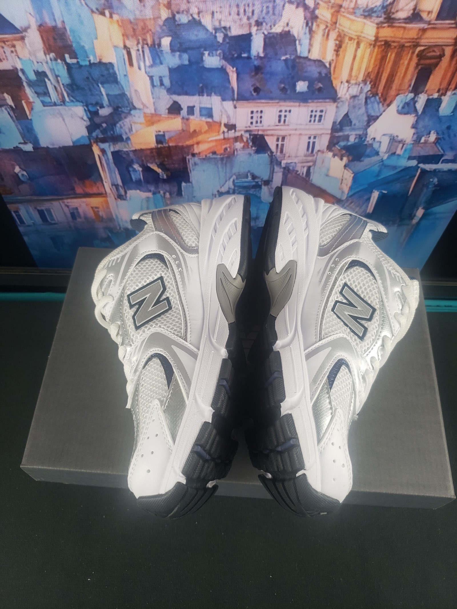 New Balance White & Grey Running Shoes Size 11 US