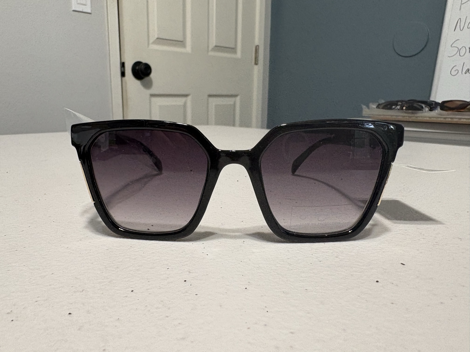 Sean John Black Square Sunglasses Gradient Lenses