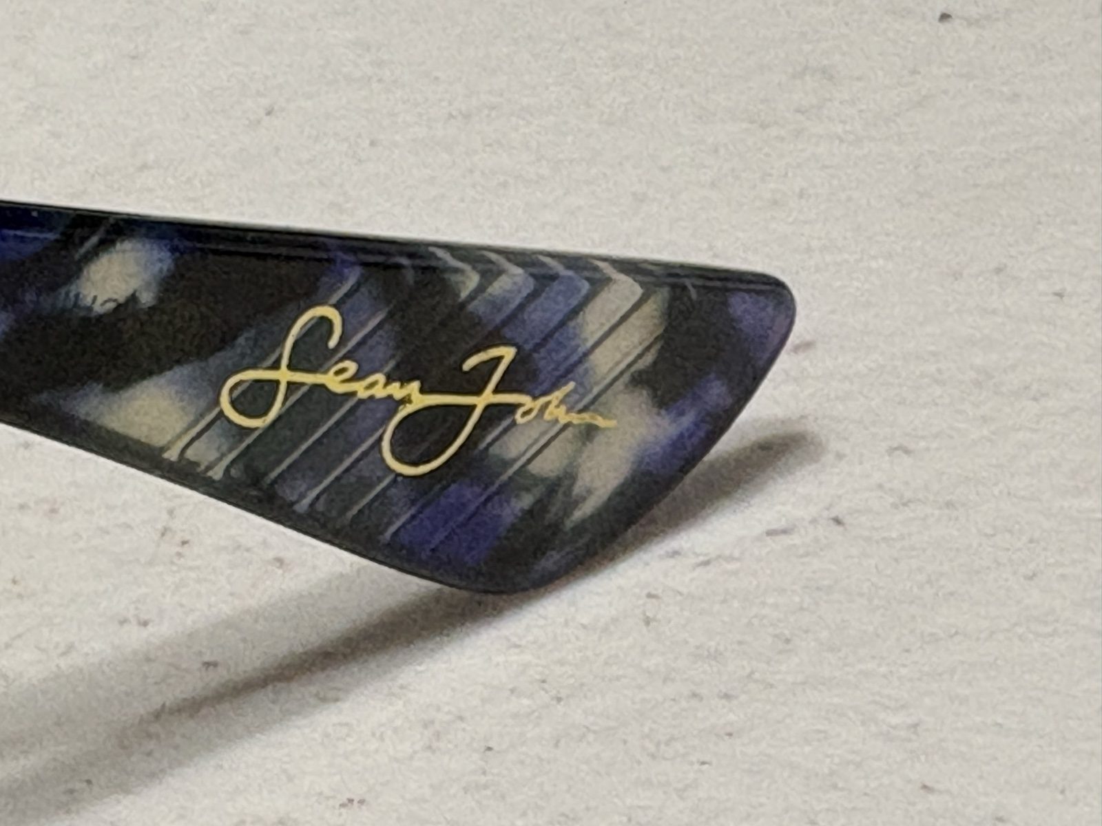Sean John Blue Tortoise Cat Eye Sunglasses with Gradient Lenses image 3