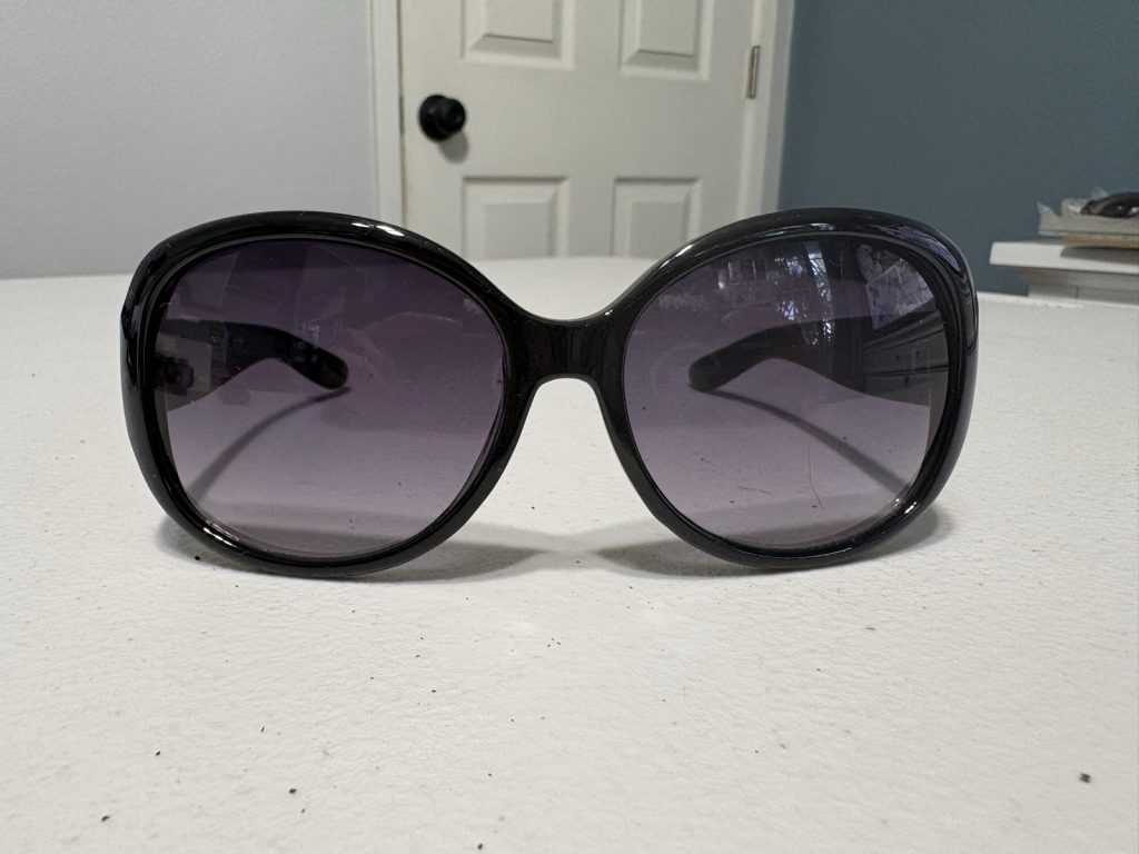Liz Claiborne Black Oversized Sunglasses with Textured Arms