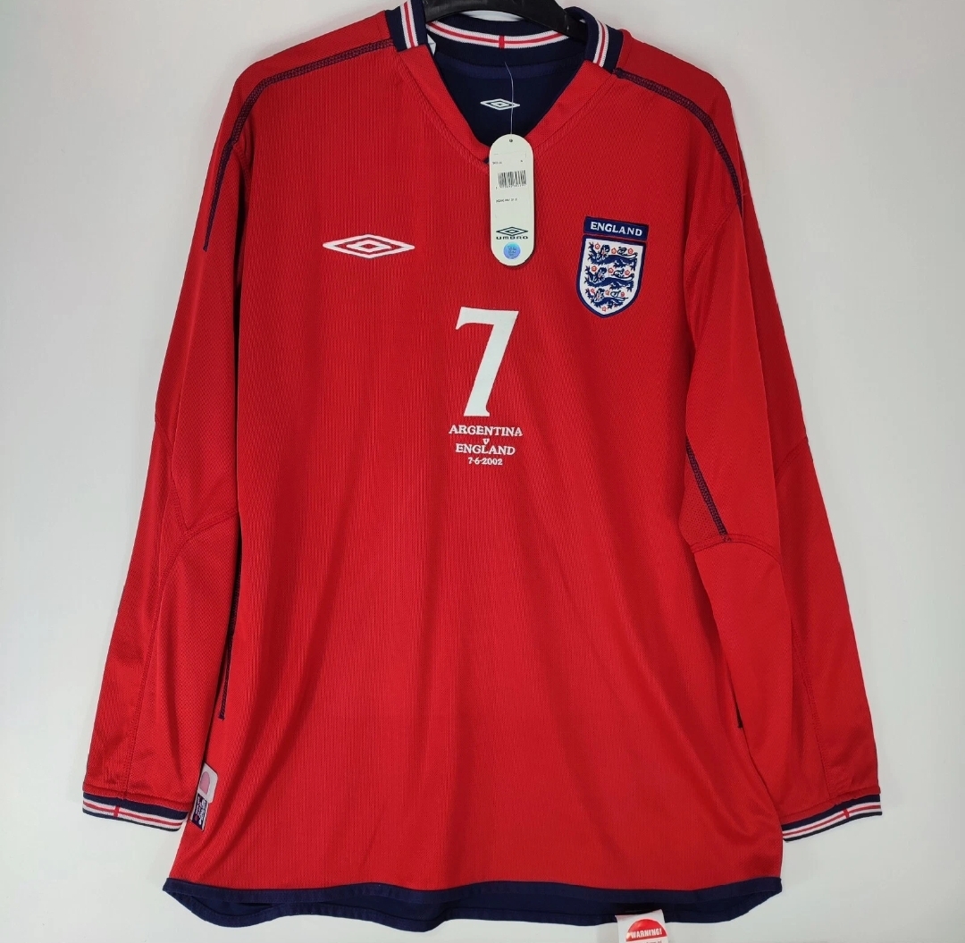Umbro Red England Football Jersey Long Sleeve Size L