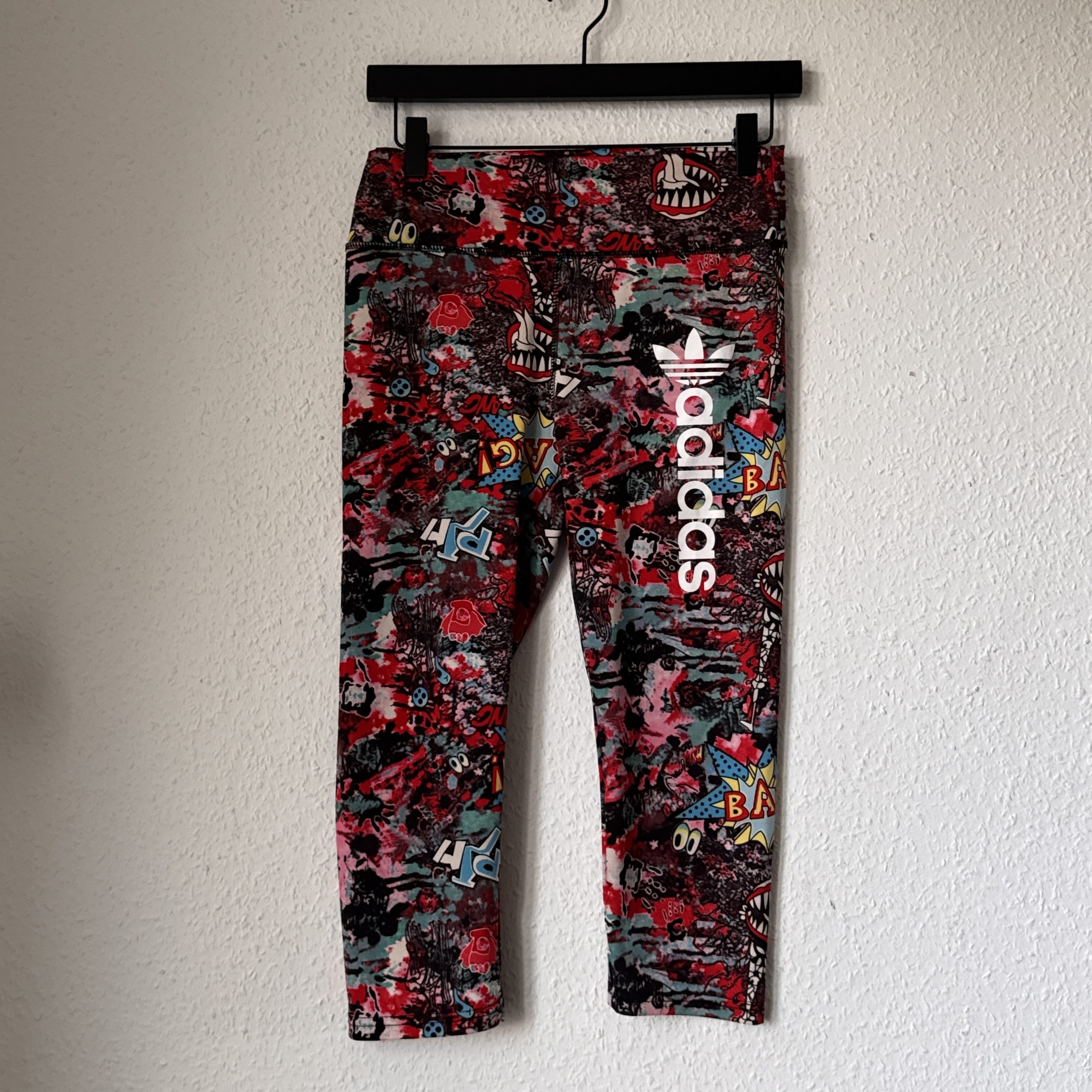 Adidas Multi-Colour Graphic Print Cropped Leggings M 2607 image 2