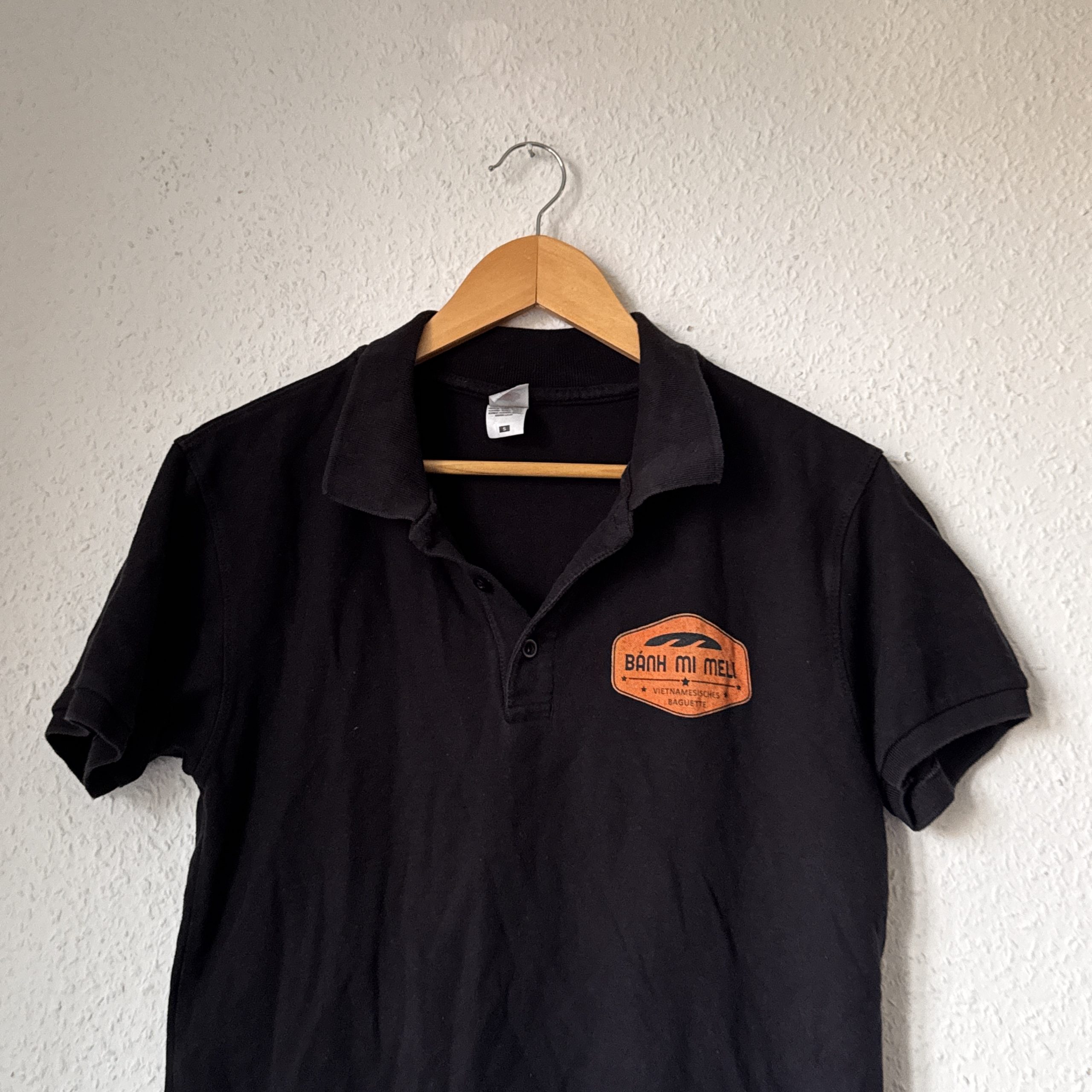 Black BÁNH MI MELI Logo Polo Shirt Size M 2618 image 3