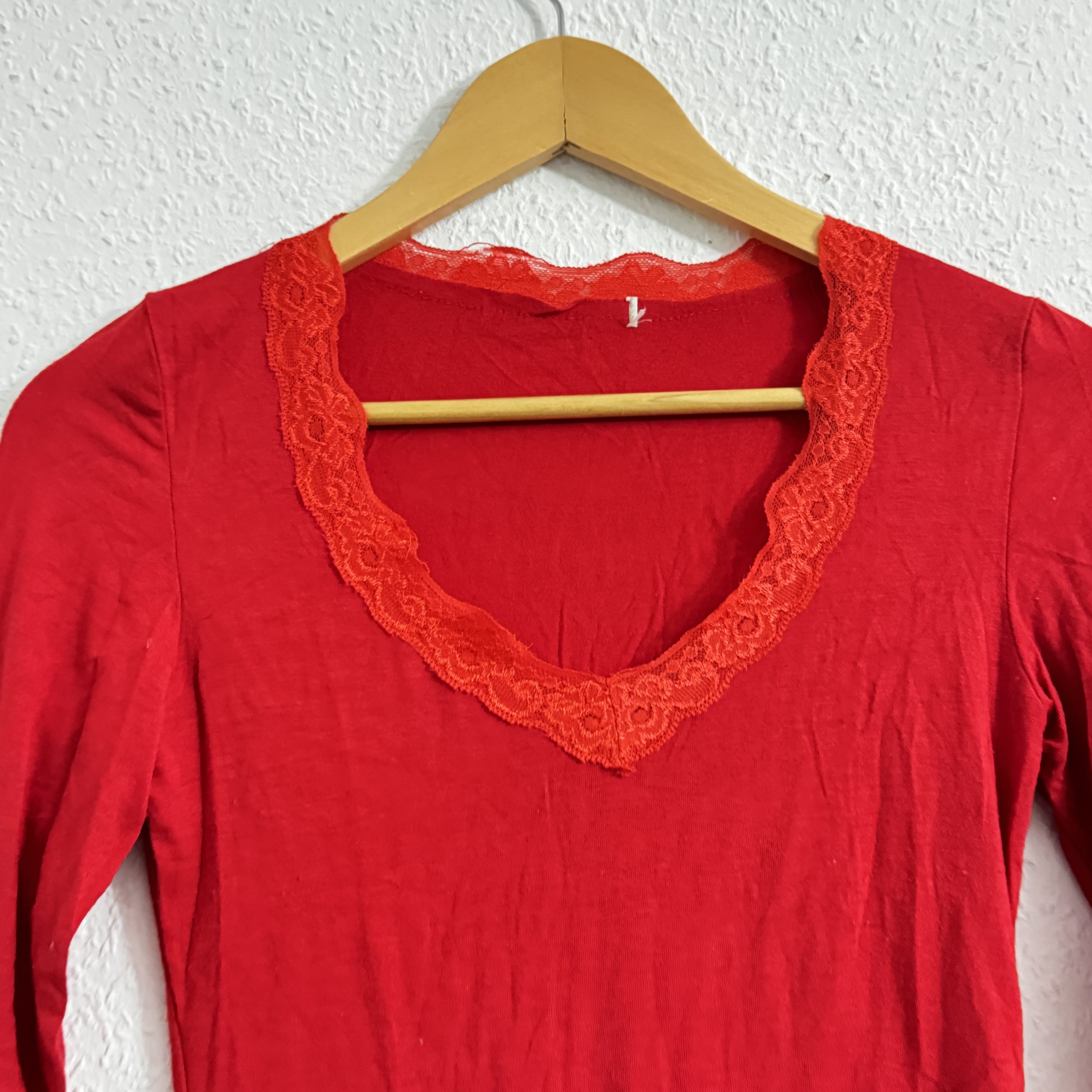Unbranded Red Lace Trim Long Sleeve Top Size M 2639 image 3