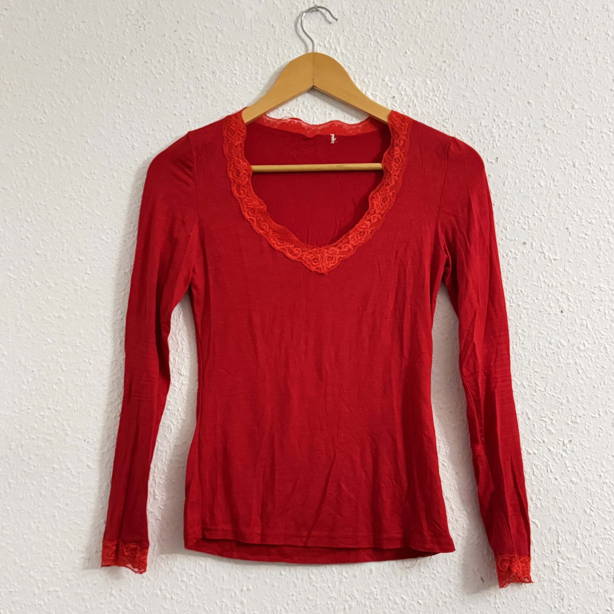 Unbranded Red Lace Trim Long Sleeve Top Size M 2639 image 7