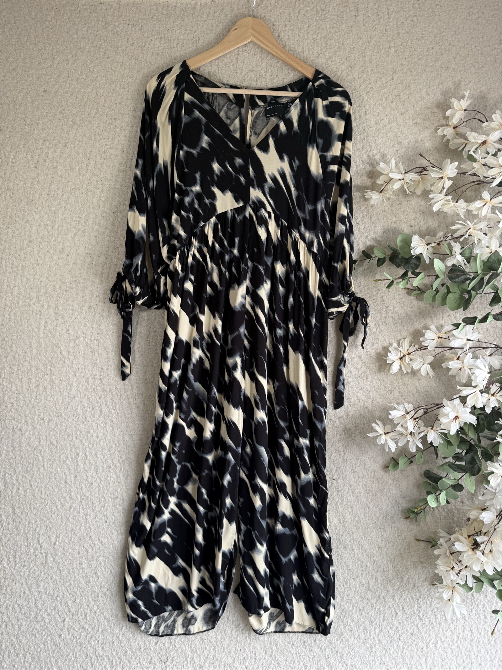 ASOS Design Black & Beige Animal Print Flowing Dress UK 16 Elegant Occasion