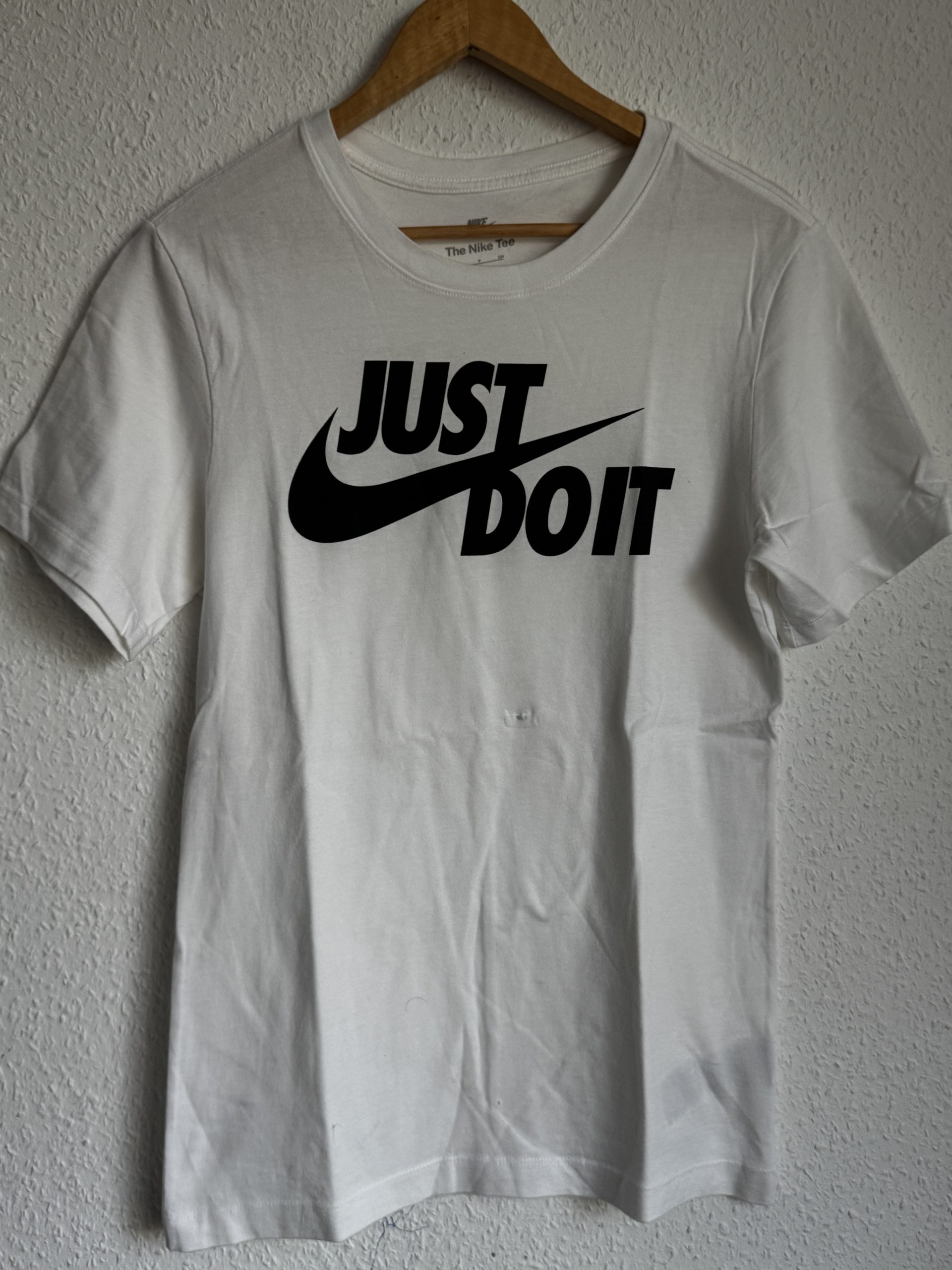 Nike White Just Do It Logo T-Shirt Small with Front Mark 515