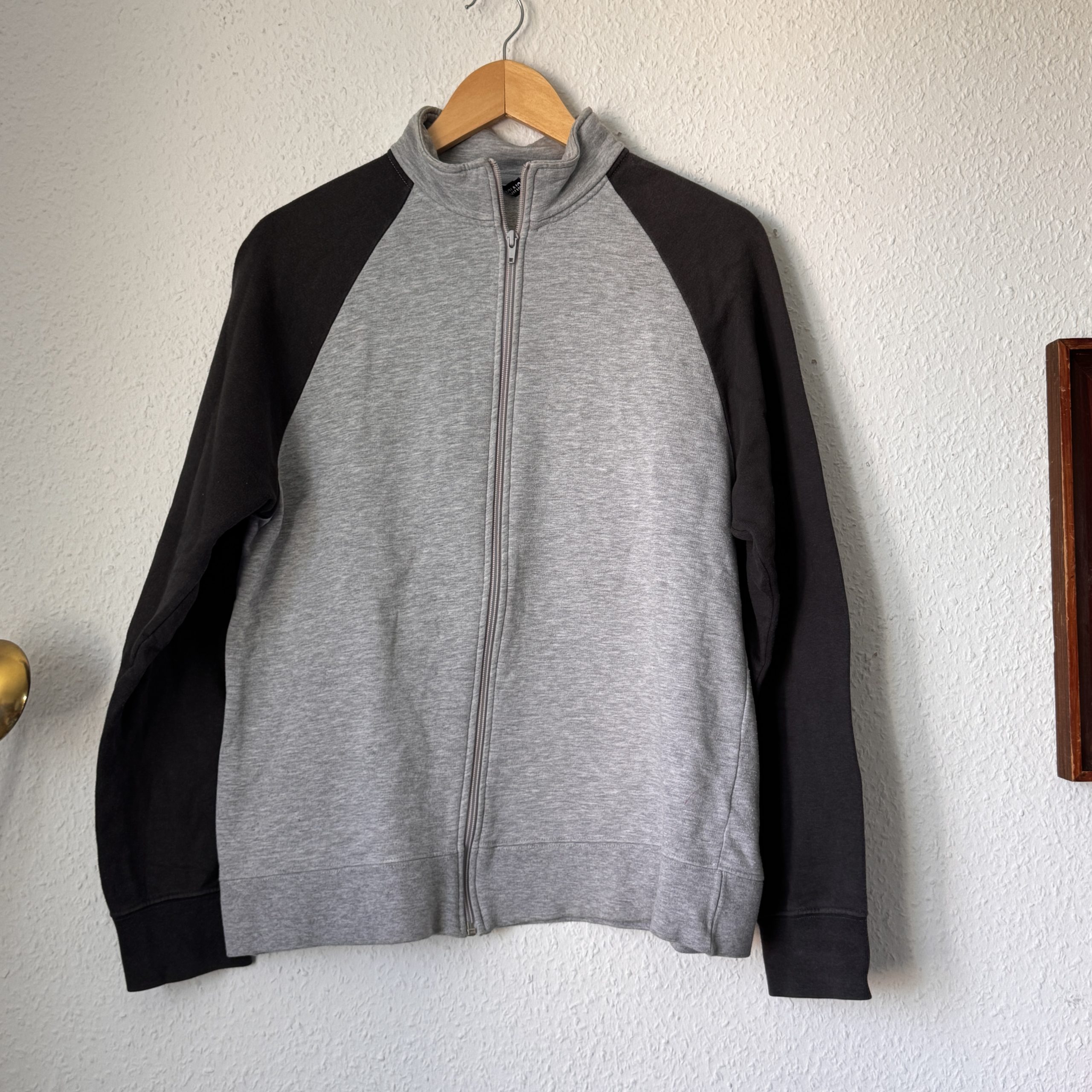 H&Divided Grey & Black Full Zip Sweatshirt Large Cotton Blend 2655