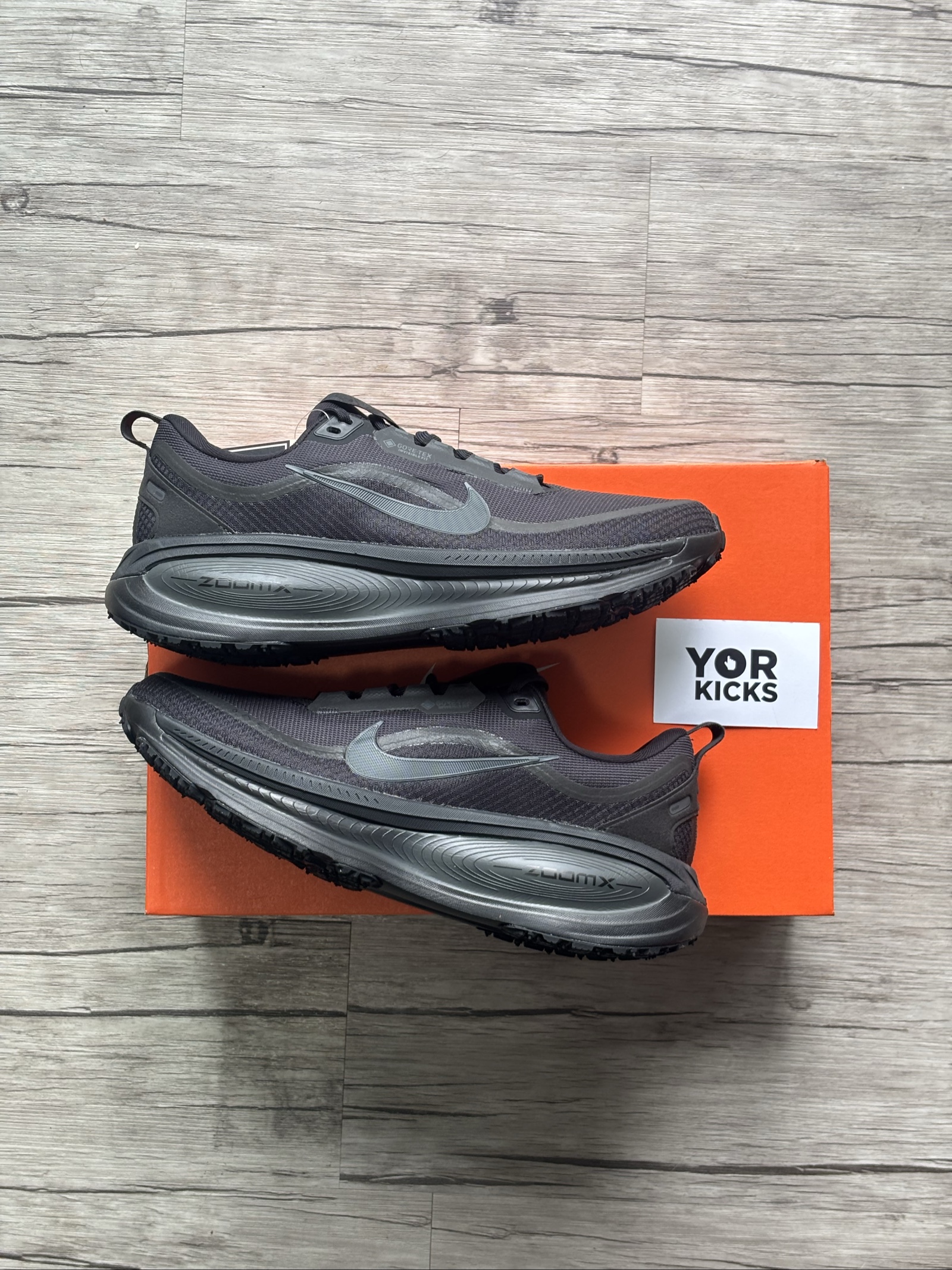 Nike Vomero 18 GTX | Black HQ7001-001 | UK 9 | New