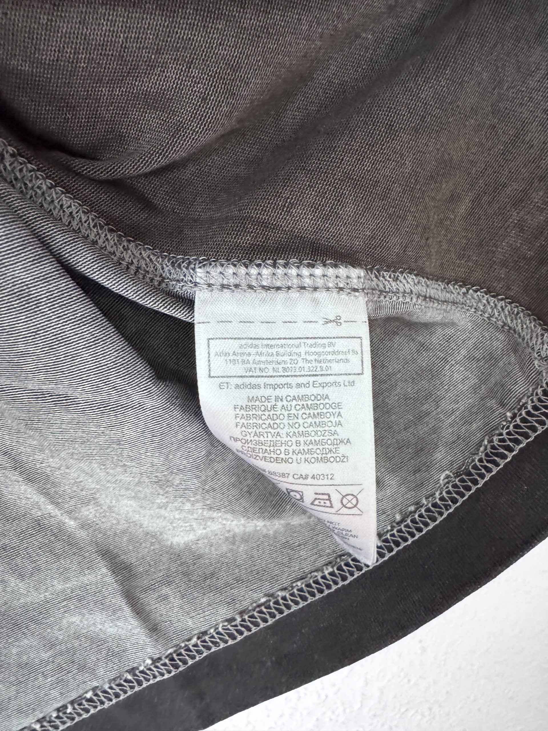 Adidas Grey & Black T-Shirt Medium Logo Sport 729 image 6