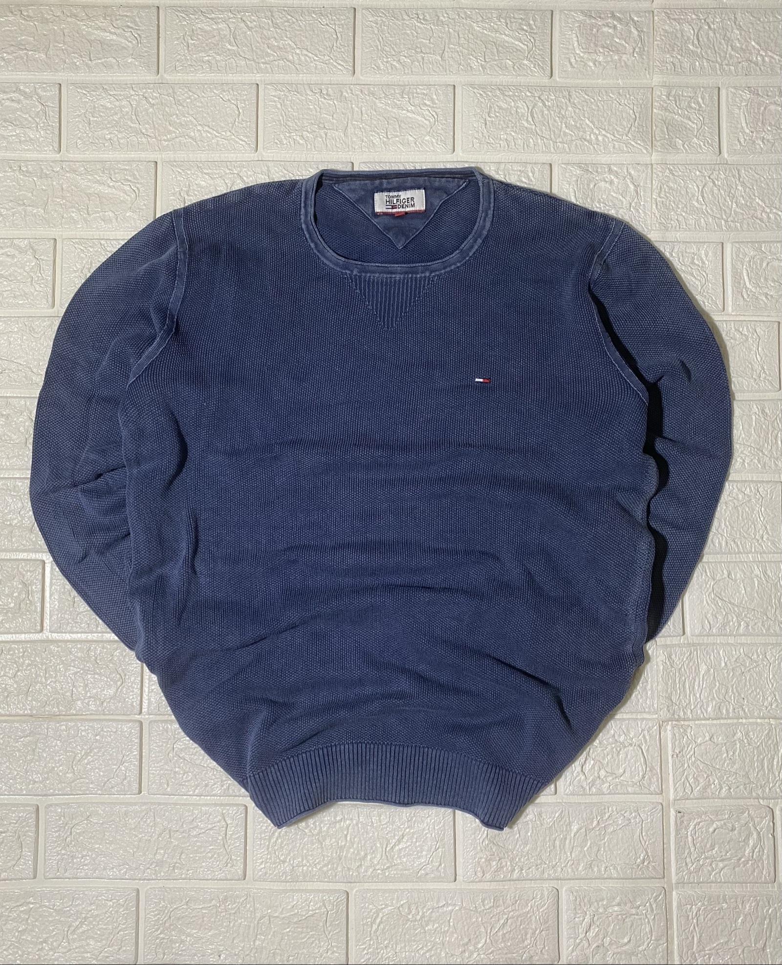 Tommy Hilfiger Denim Navy Blue Cotton Sweater Medium