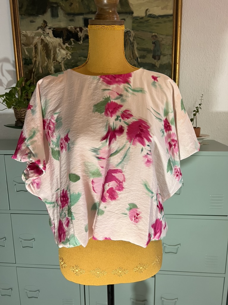 Mohito Floral Blouse Romantic Style New With Tags