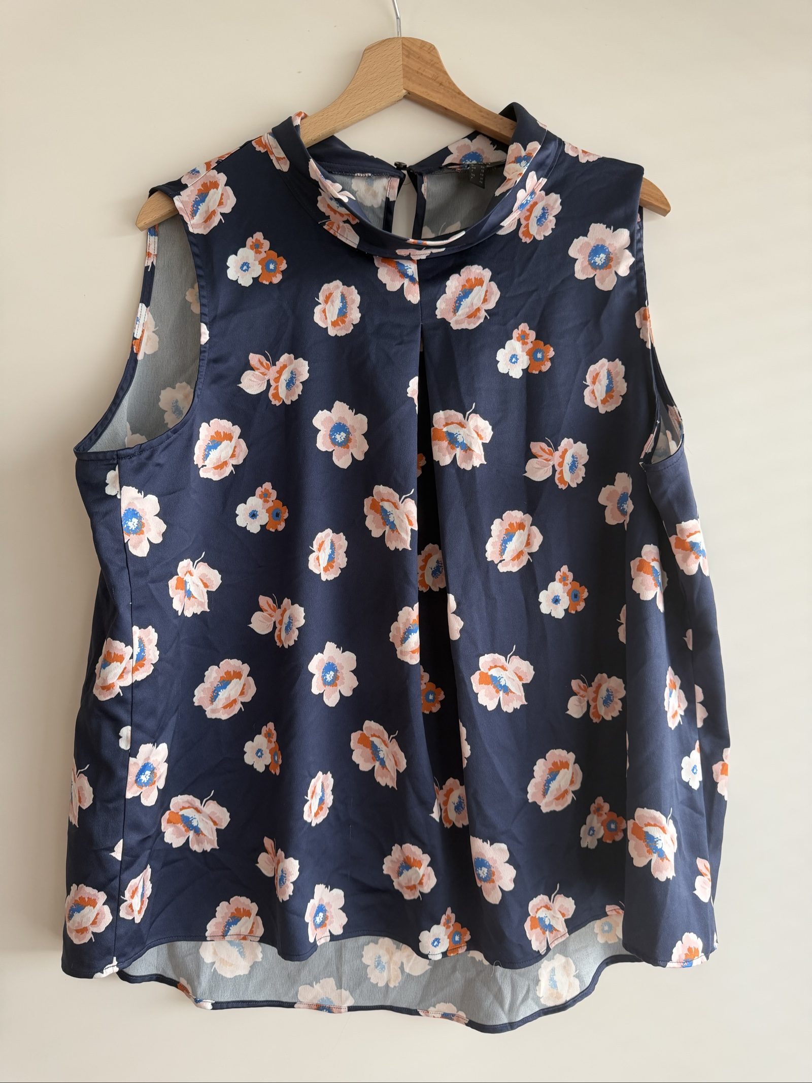Esprit Navy Floral Sleeveless Blouse Size 44 Floral Print