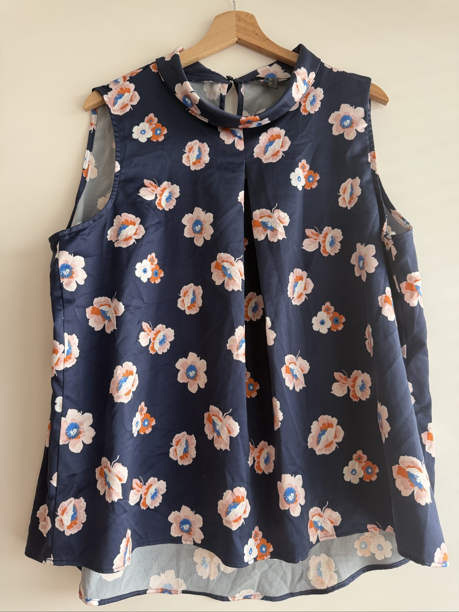 Esprit Navy Floral Sleeveless Blouse Size 44 Floral Print image 3