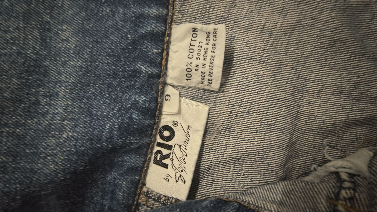 Rio by Signature Blue High Waist Pleated Denim Jeans Size 9