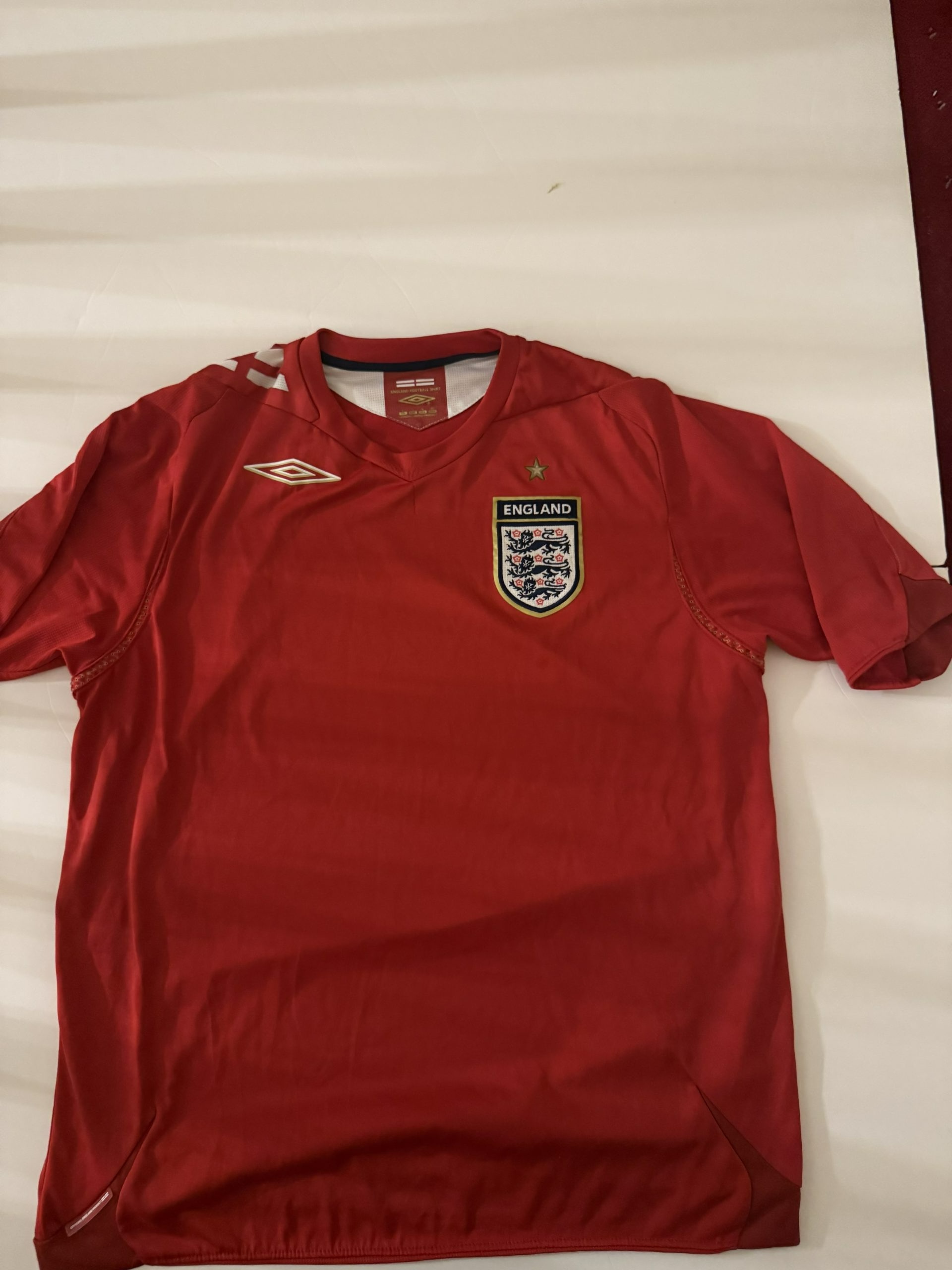 Umbro Red England Football Shirt large