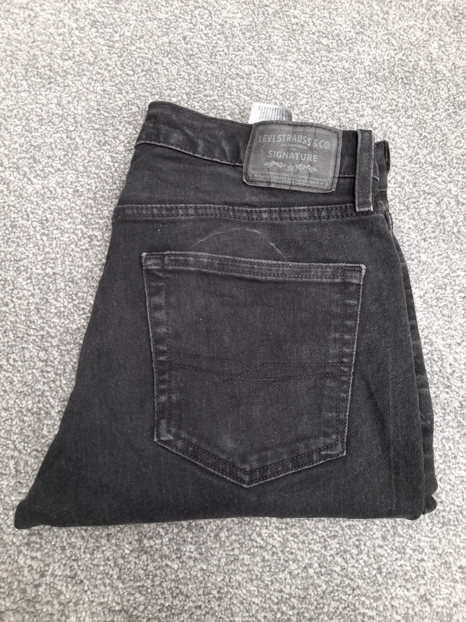 Levi's Strauss & Co. Signature Black Slim Fit Jeans 32" image 3