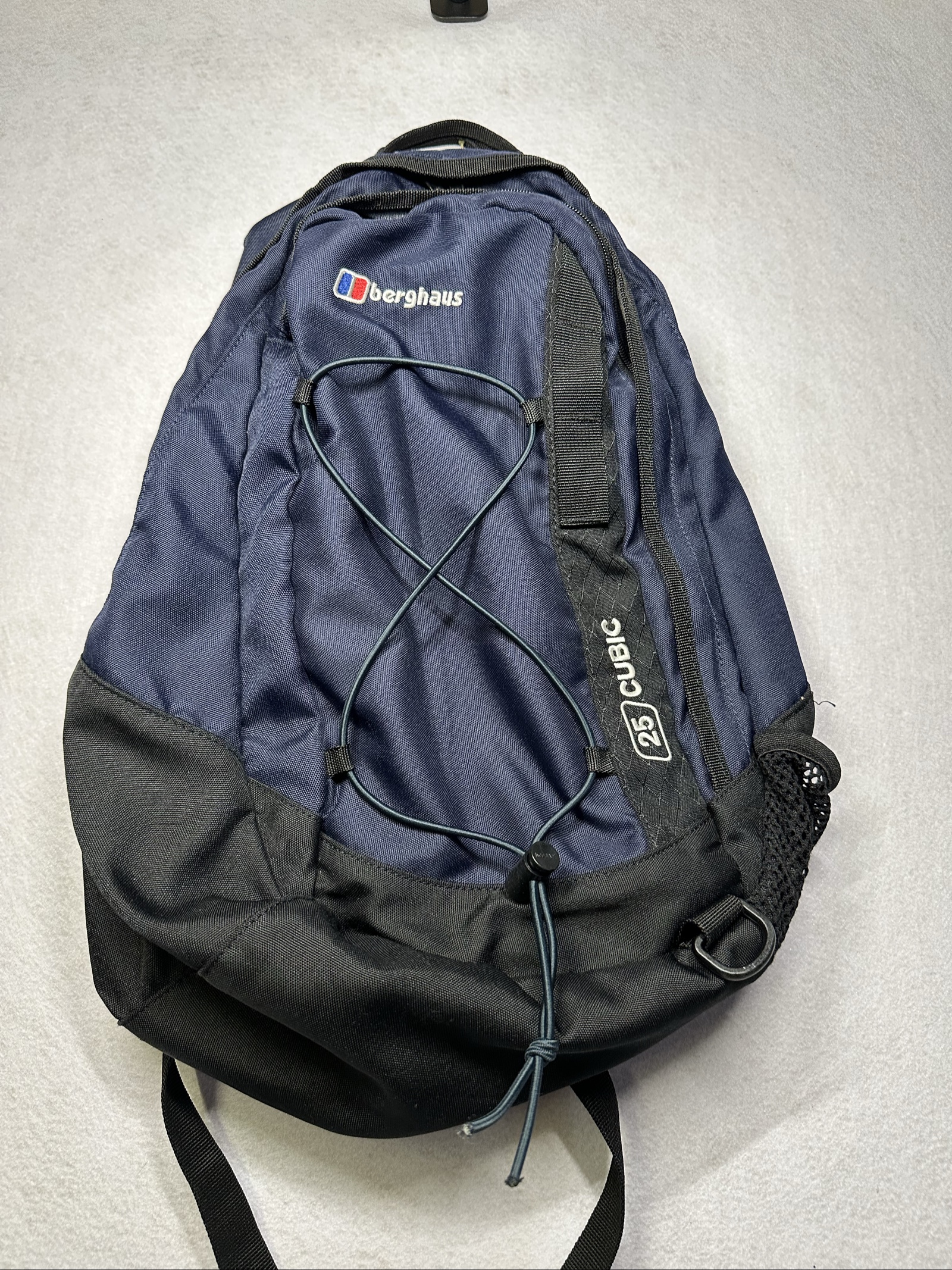 Berghaus Navy & Black 25 Cubic Backpack Unisex