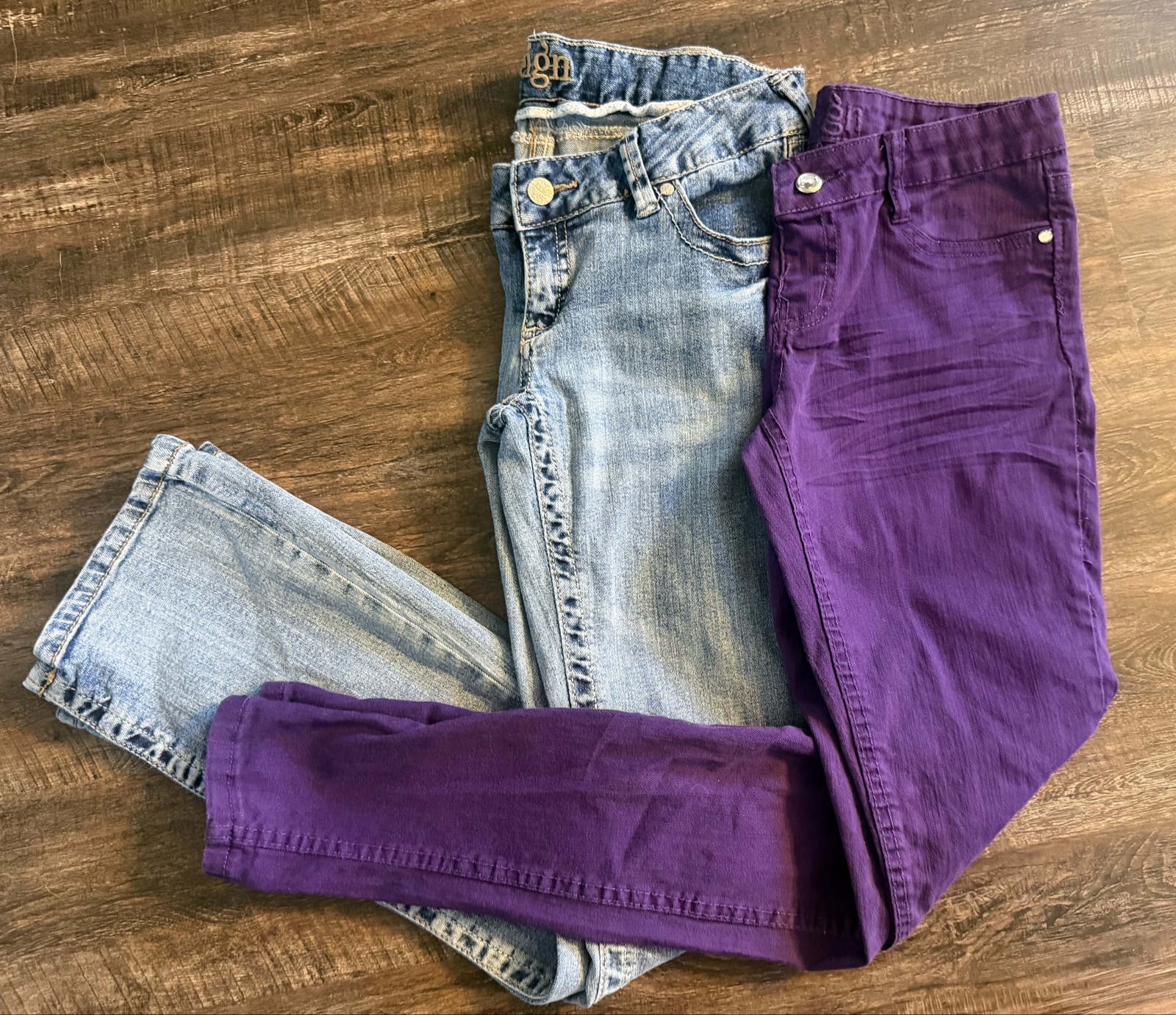 Reign Jeans Light Blue Denim & Purple Skinny Jeans women’s size 3