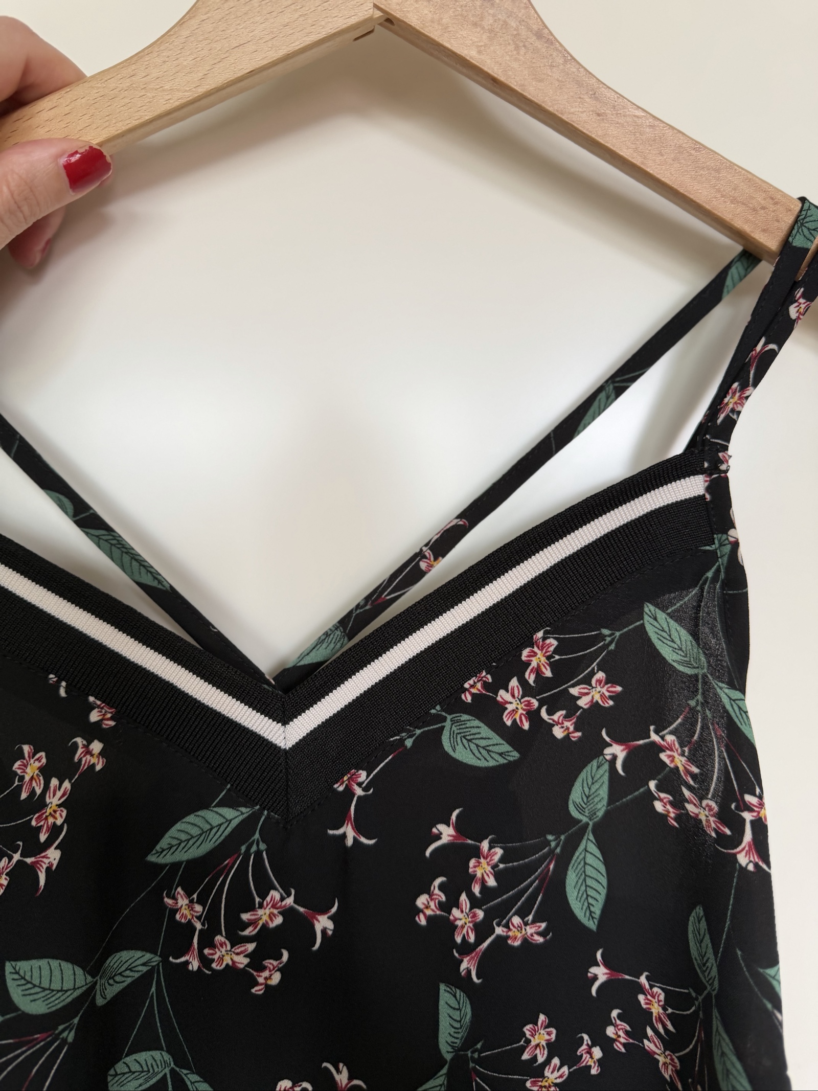 Eksept Black Floral Print Strappy Cami Top Small image 5