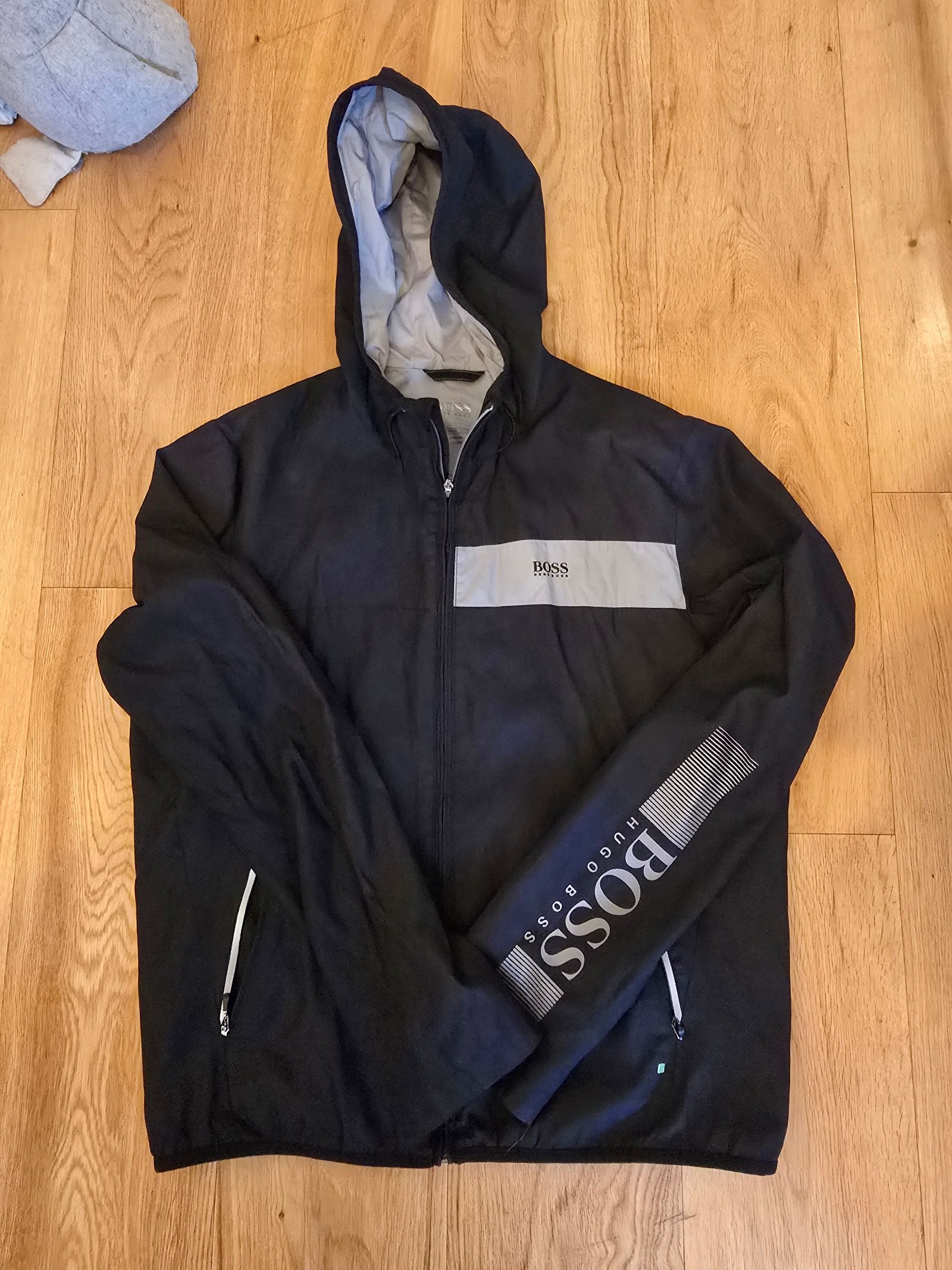 Hugo Boss Black & Grey Hooded Jacket Large Performance