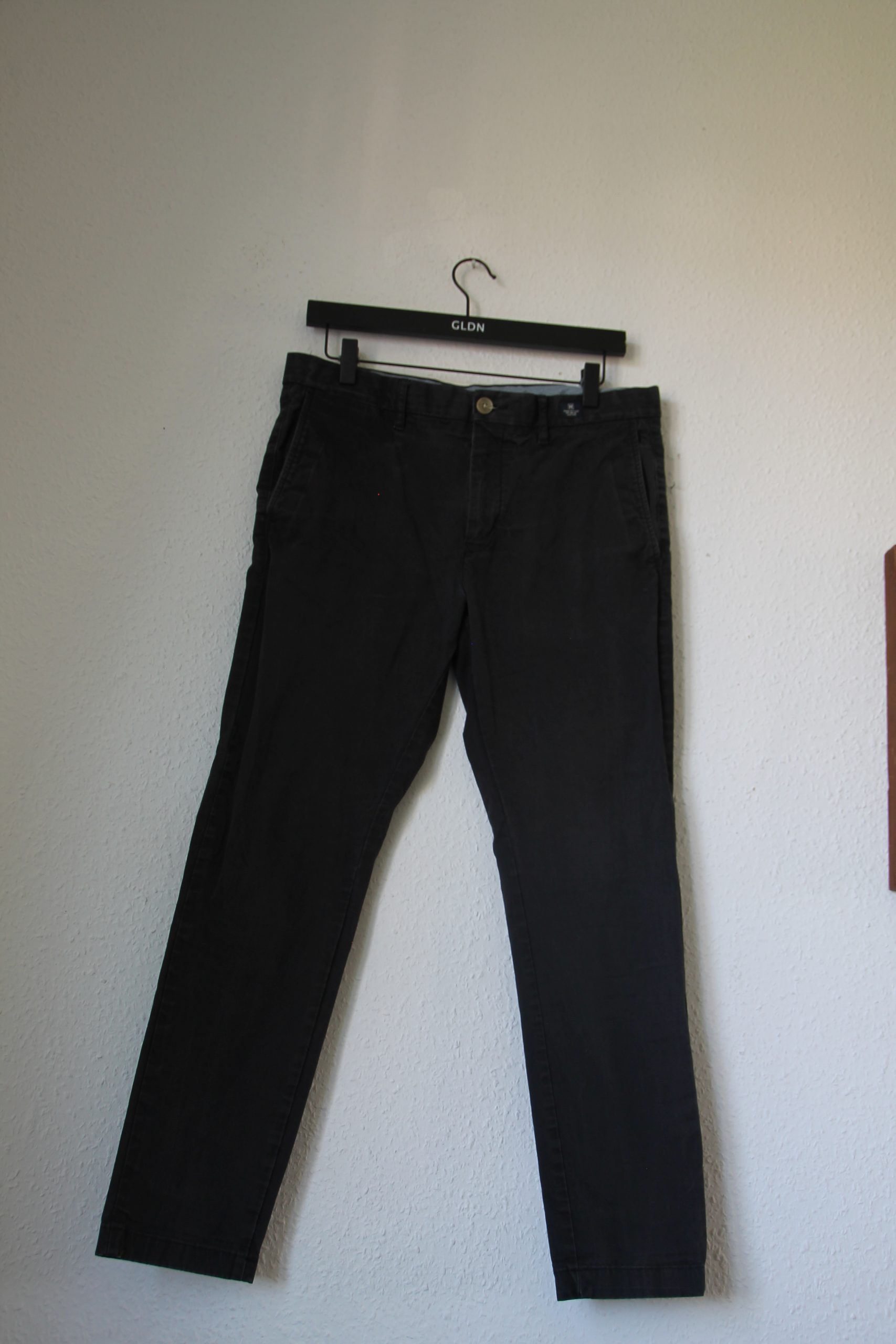 Tommy Hilfiger Black Casual Trousers Size 30 Slim Fit 2728 image 3