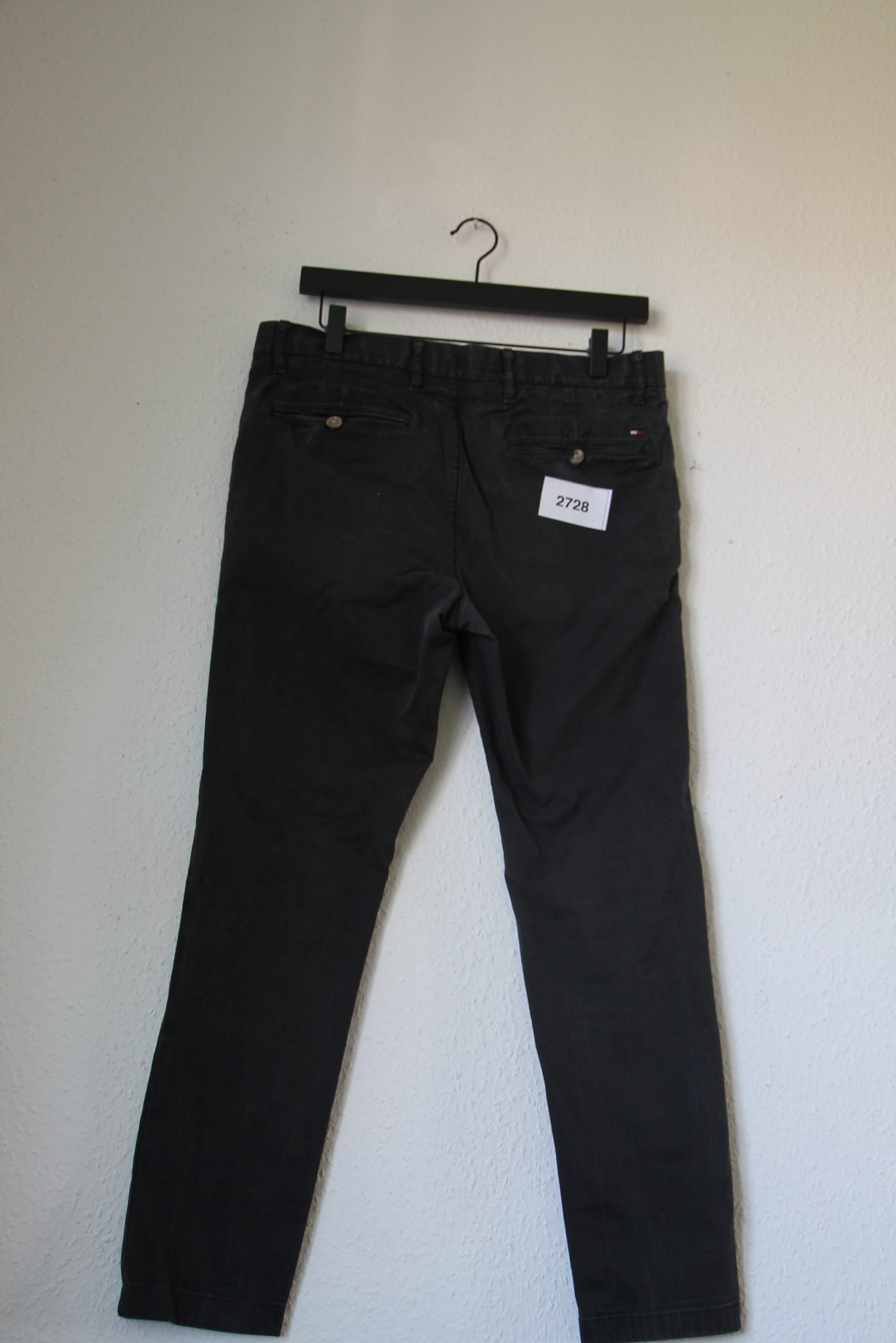 Tommy Hilfiger Black Casual Trousers Size 30 Slim Fit 2728 image 9