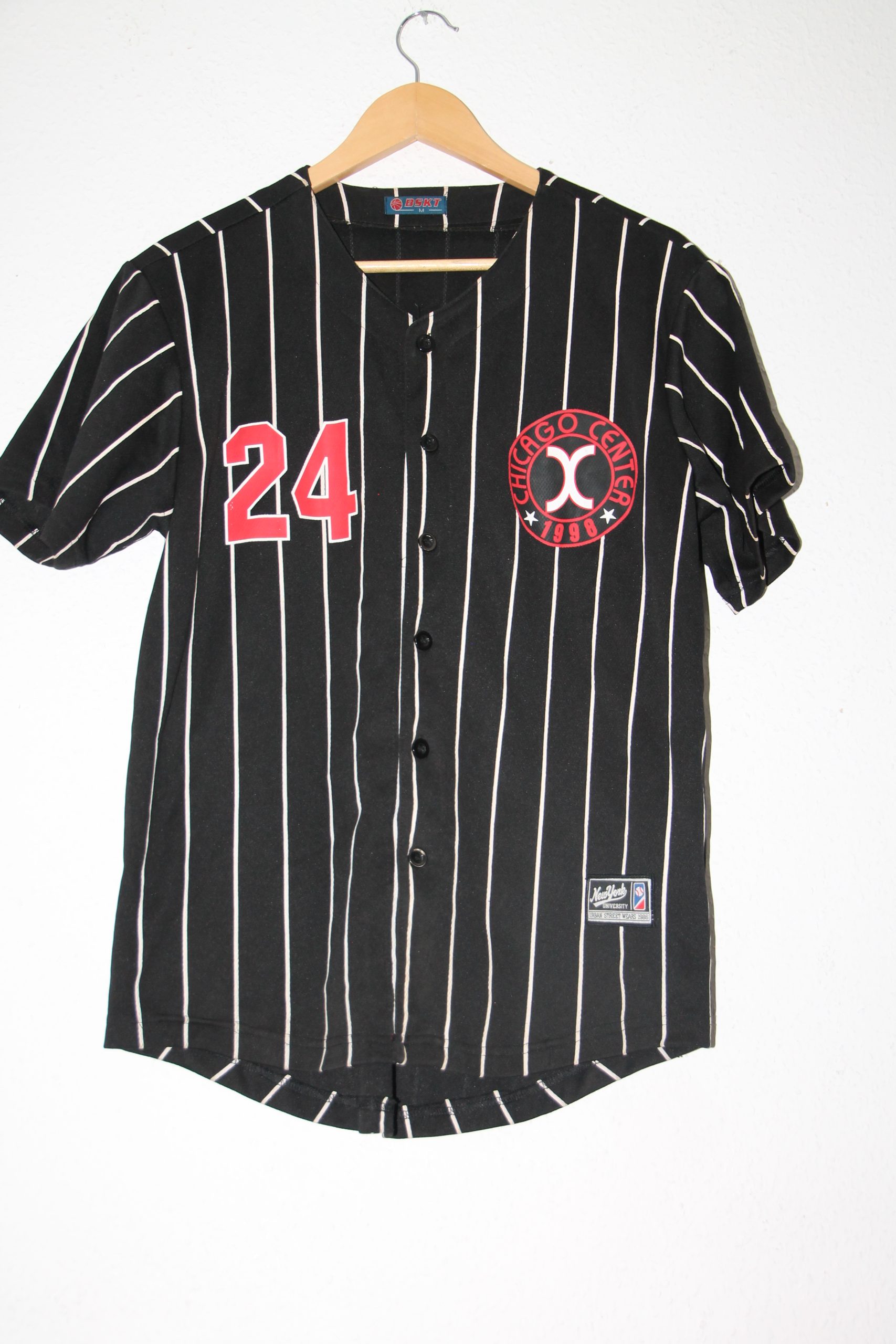 Mitchell & Ness Black & White Pinstriped Chicago Center 24 Baseball Jersey M 2748
