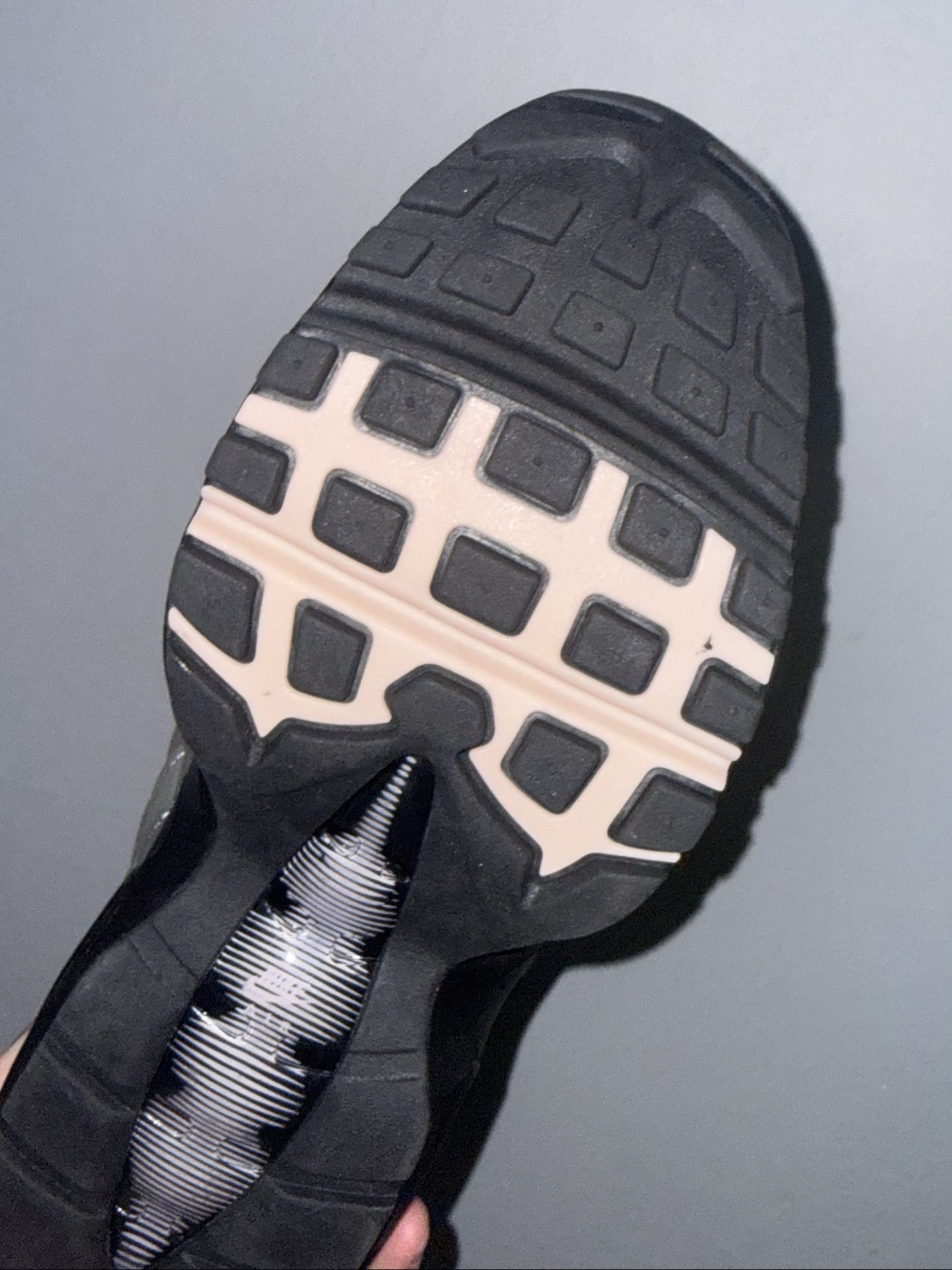 Nike Pink Foam Air Max 95 Sneakers UK 9 image 5