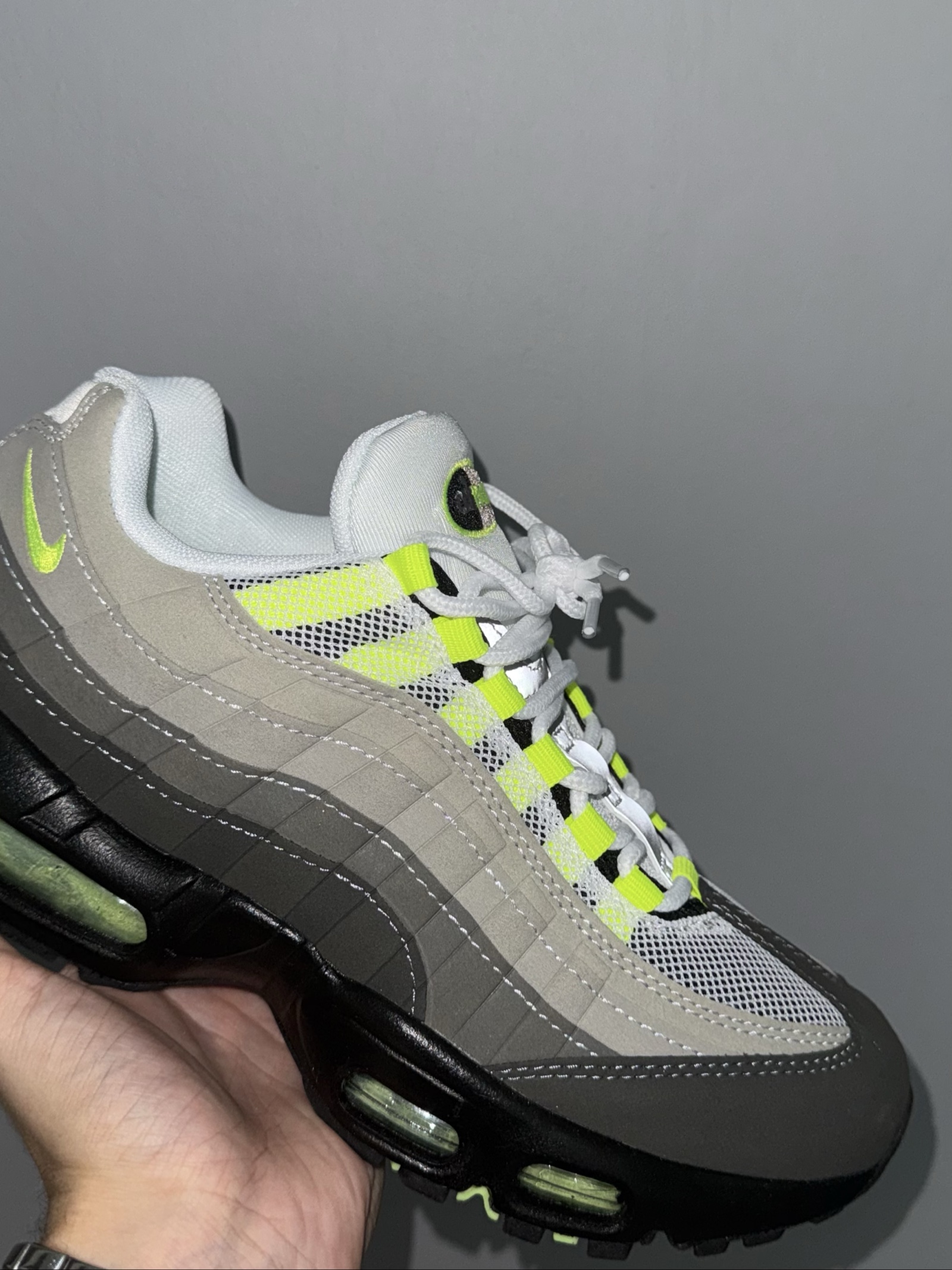 Nike Air Max 95 OG Neon Trainers UK 9