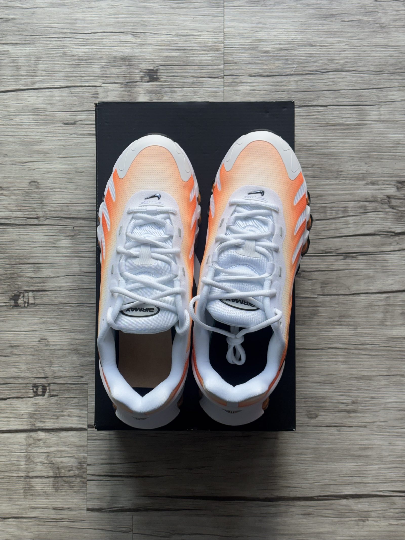 UK 6Y EU 40 GS Nike Air Max DN8 | White Orange HF7310-100 | New image 3
