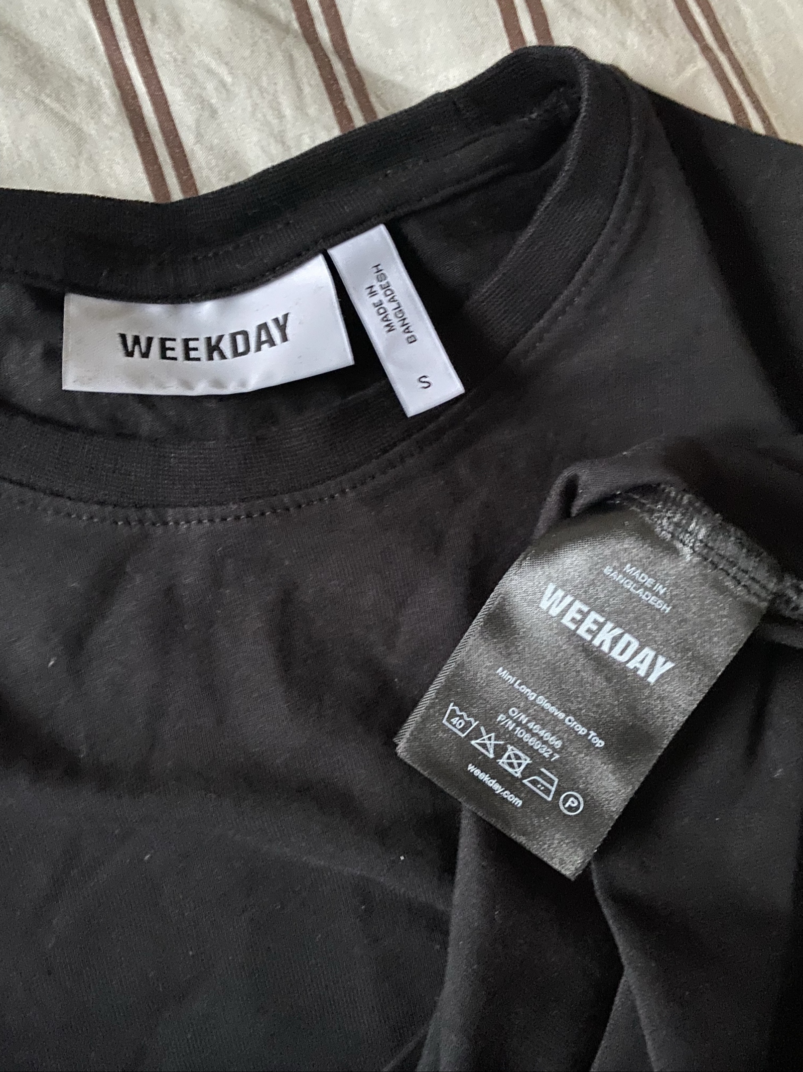 Weekday Black Cropped Long Sleeve Top - Size S image 7