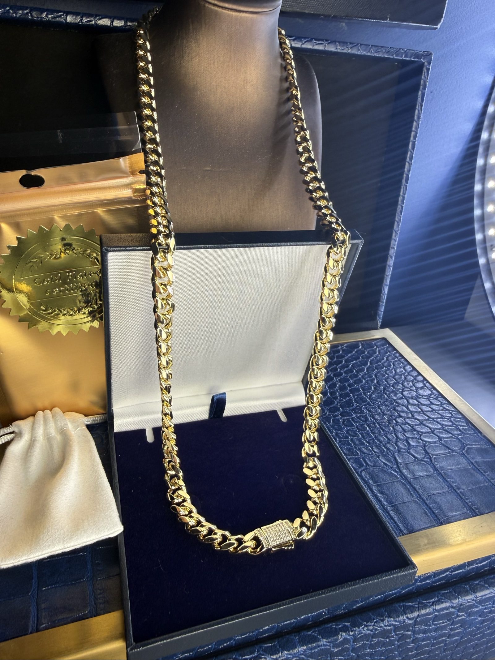 14ct gold plated Cuban Link Chain Necklace 60cm with Pave Clasp image 2