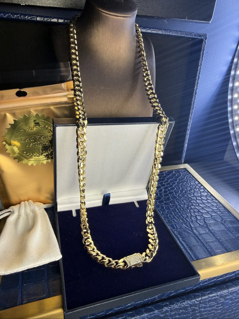 14ct gold plated Cuban Link Chain Necklace 60cm with Pave Clasp