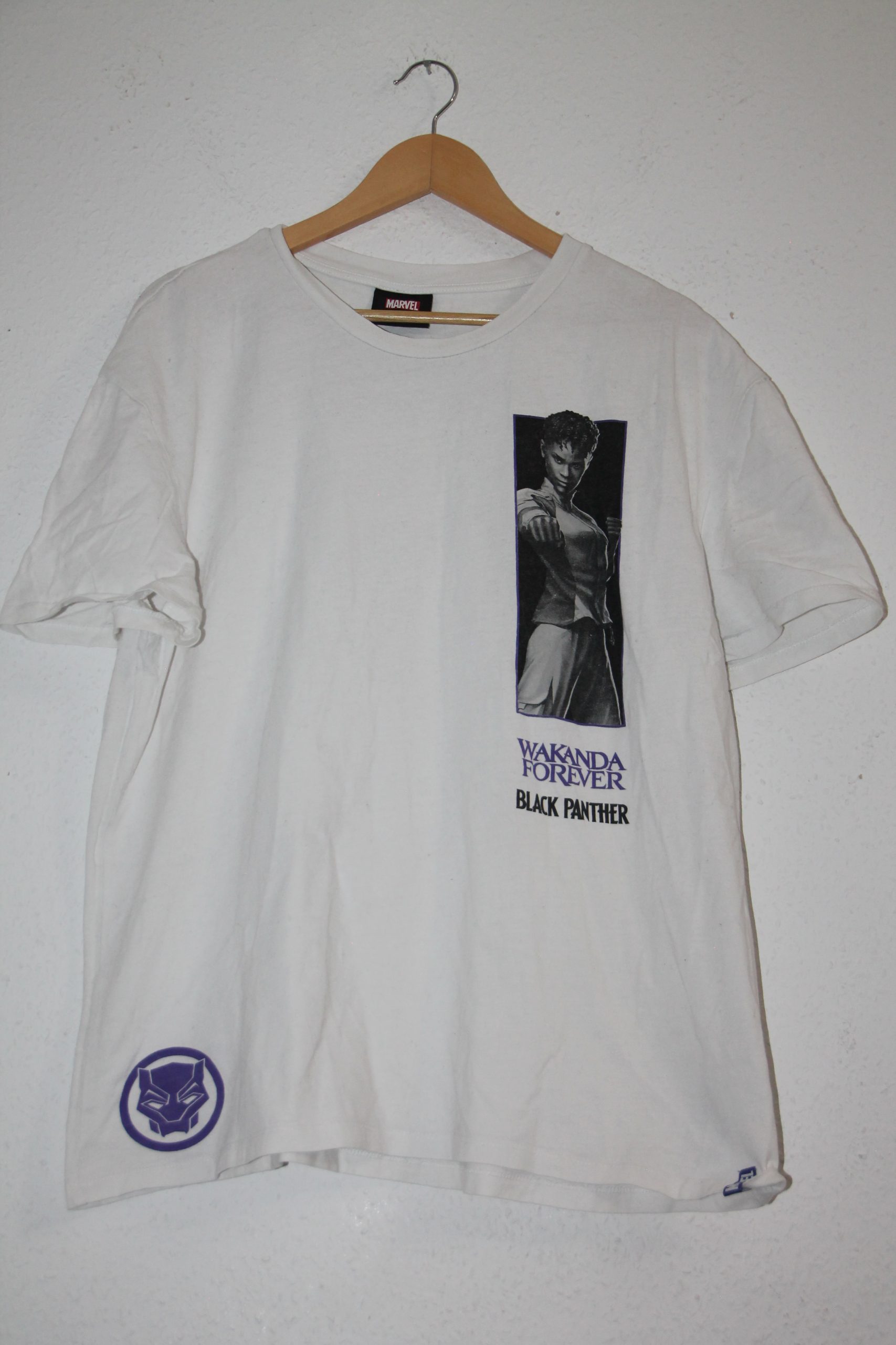 Marvel White Wakanda Forever Black Panther T-Shirt XL 2751