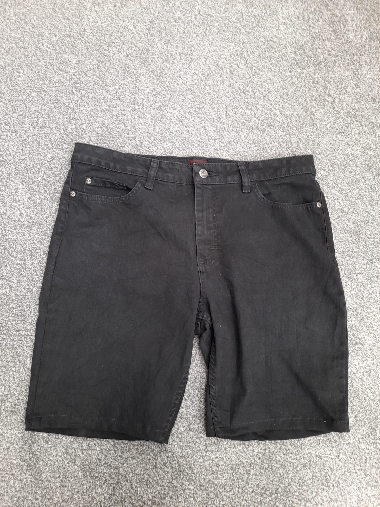 Black Lee denim shorts classic 34" image 5
