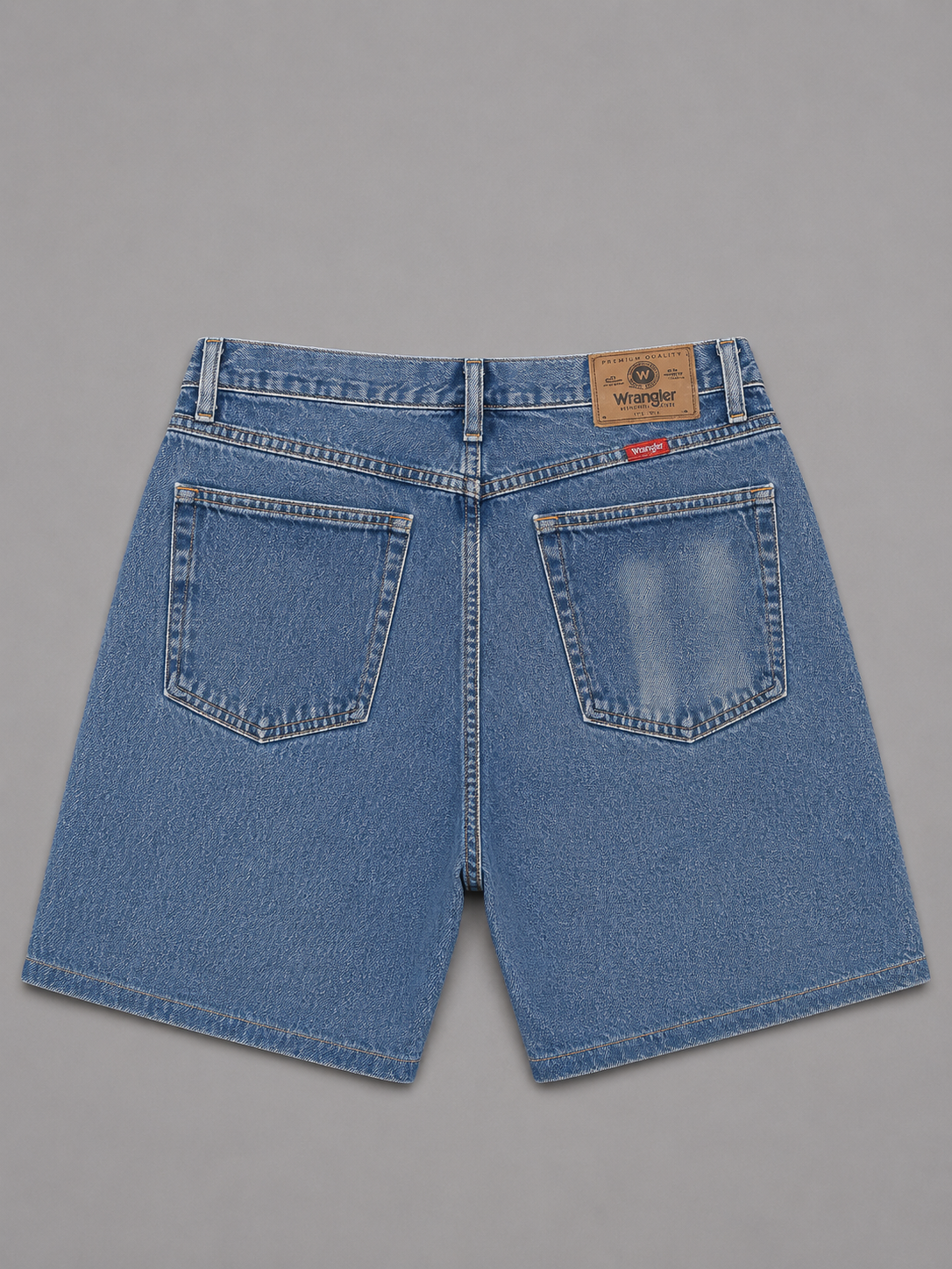 Wrangler Blue Denim Shorts Classic Fit 32"