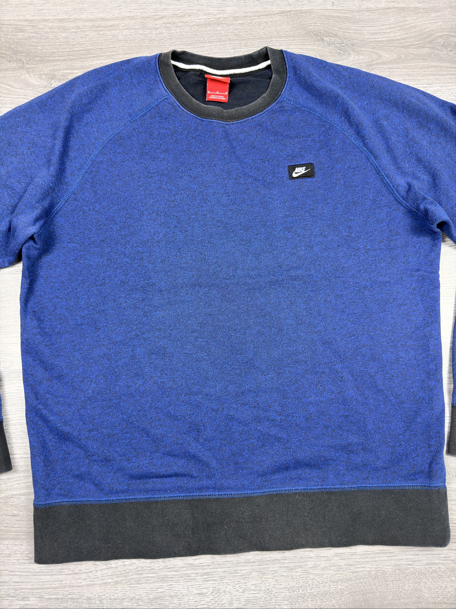 Nike Blue & Black Crewneck Sweatshirt Medium Casual (1495) image 2