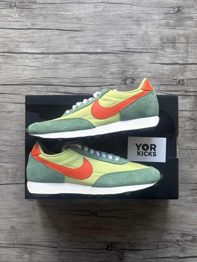 UK 8.5 Nike DayBreak SP | Limelight BV7725-300 |