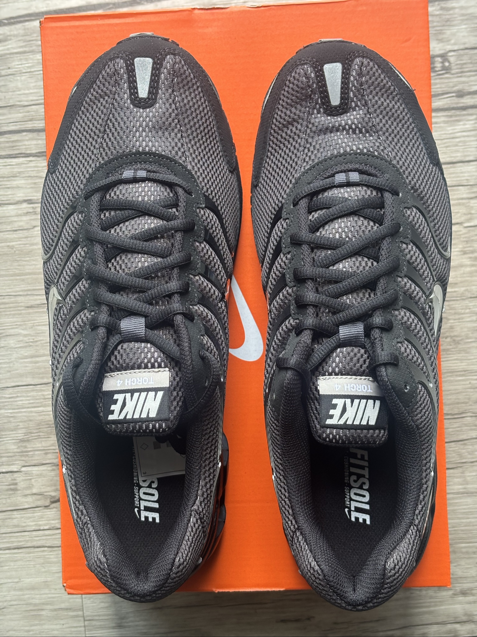 UK 11 Nike Air Max Torch 4 | Anthracite/Metallic Silver 343846-002 | image 4