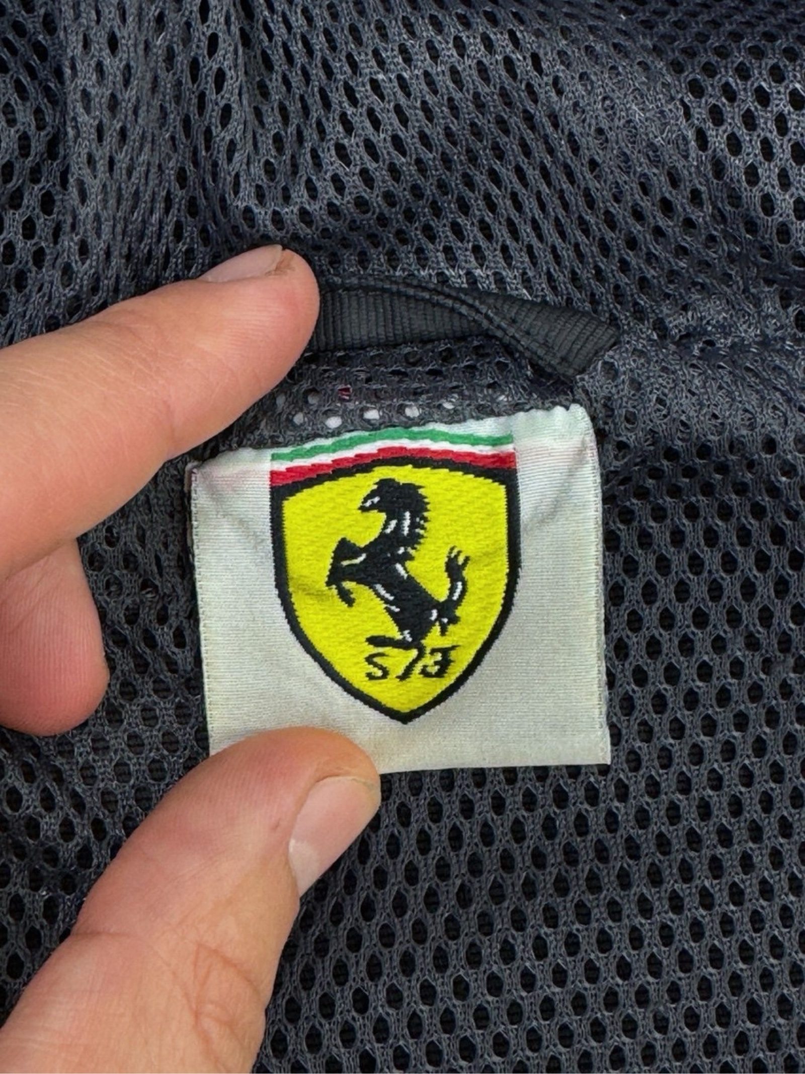 Ferrari Black Hooded Jacket Unisex Medium Red Lining image 3