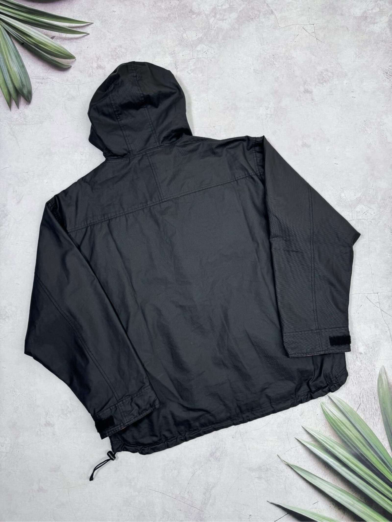 Ferrari Black Hooded Jacket Unisex Medium Red Lining image 5
