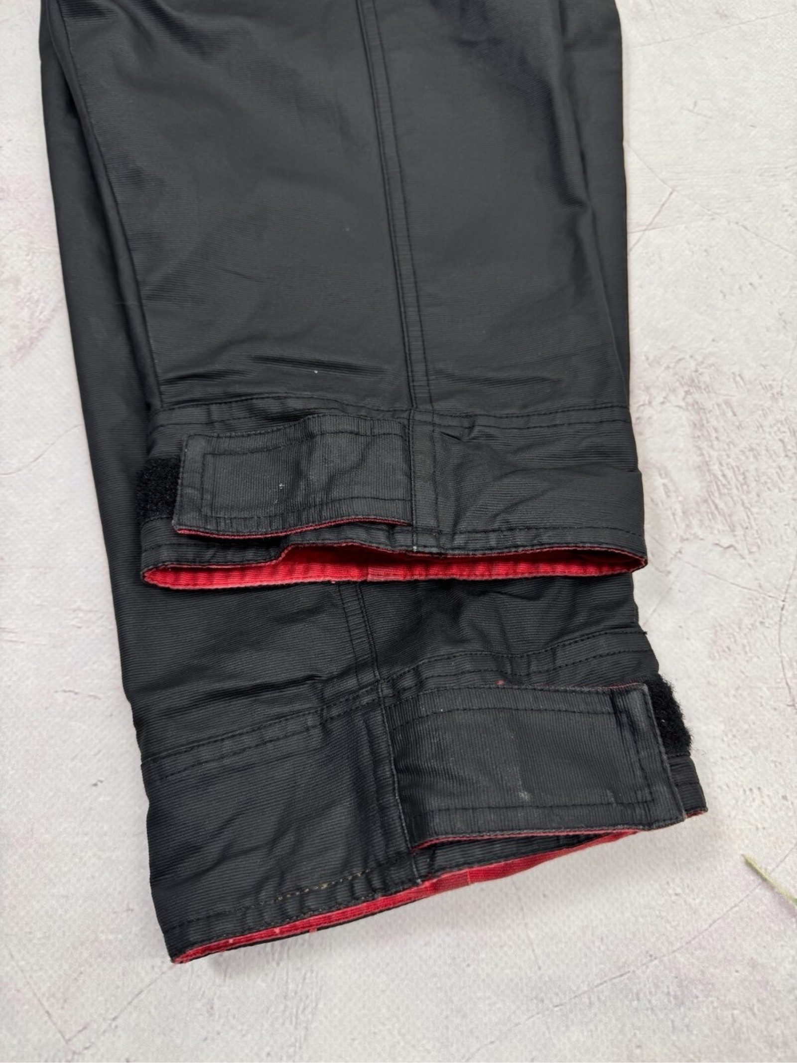 Ferrari Black Hooded Jacket Unisex Medium Red Lining image 6