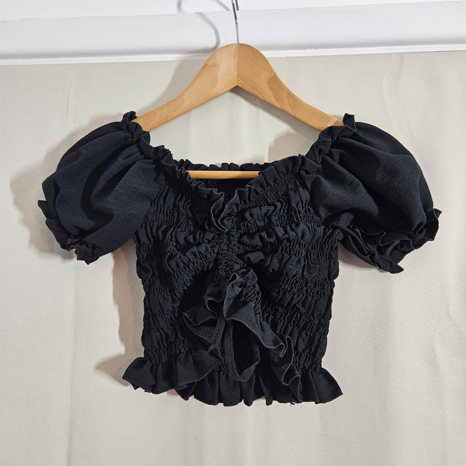 Black Cropped Puff Sleeve Smocked Top S