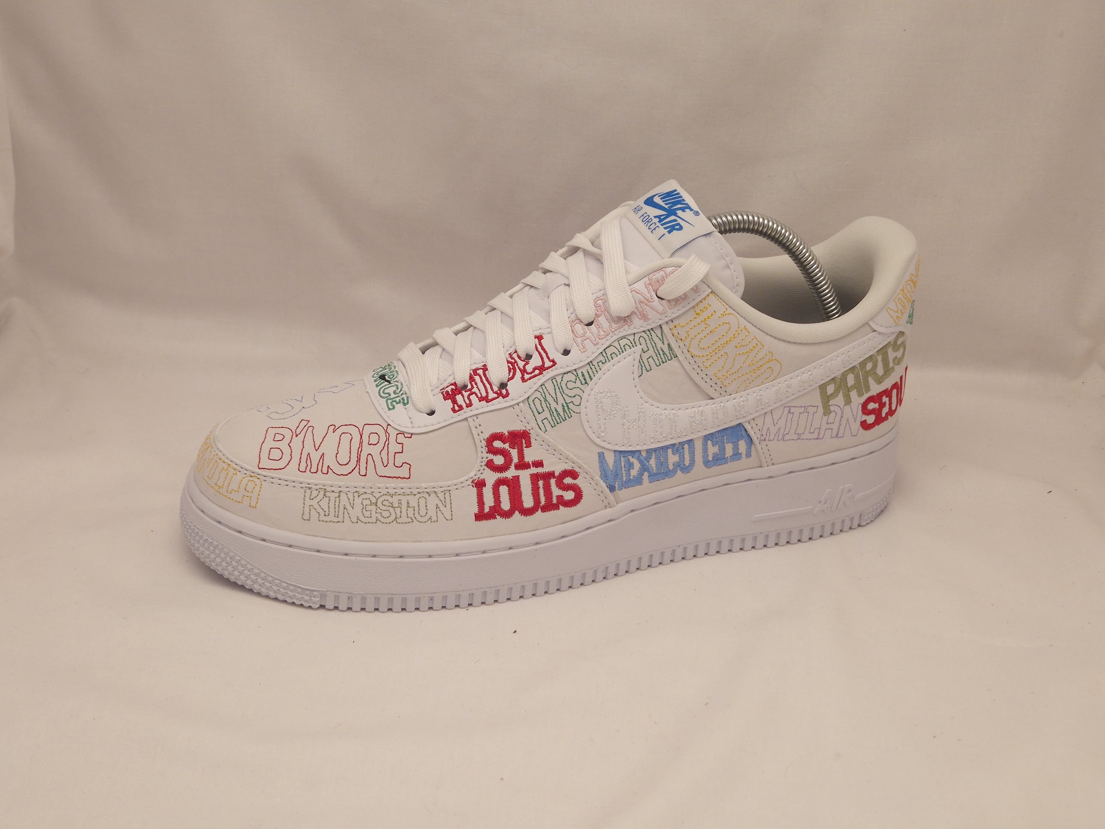 Nike Air Force 1 World Tour UK 10