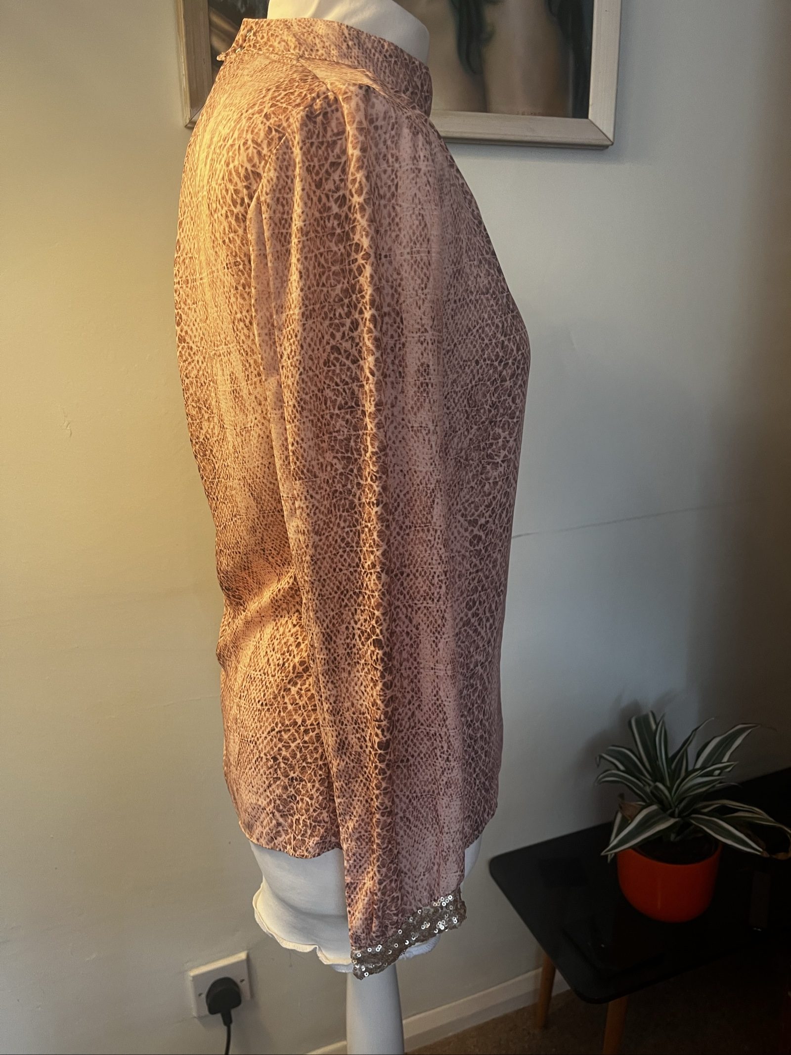 Mango Pink Brown Snake Print Sequin Cuff Blouse EUR S image 8